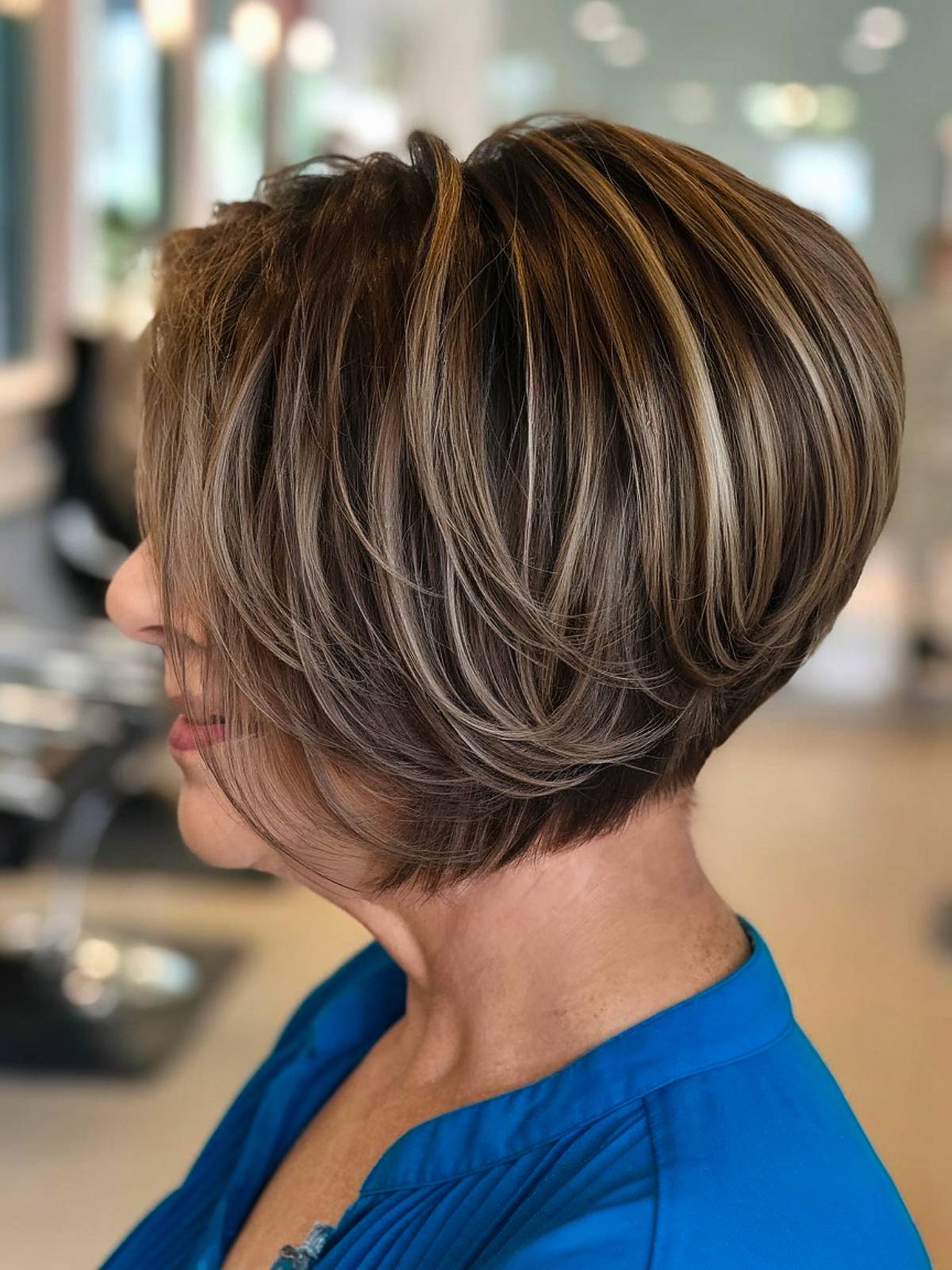 Os melhores cortes de cabelo em cunha para mulheres com mais de 50 anos:guia de estilo 2026 