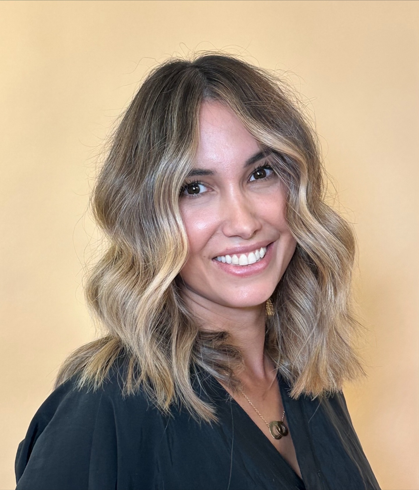 Soft Shag Haircuts til mellemlangt hår:Stilarter og lag