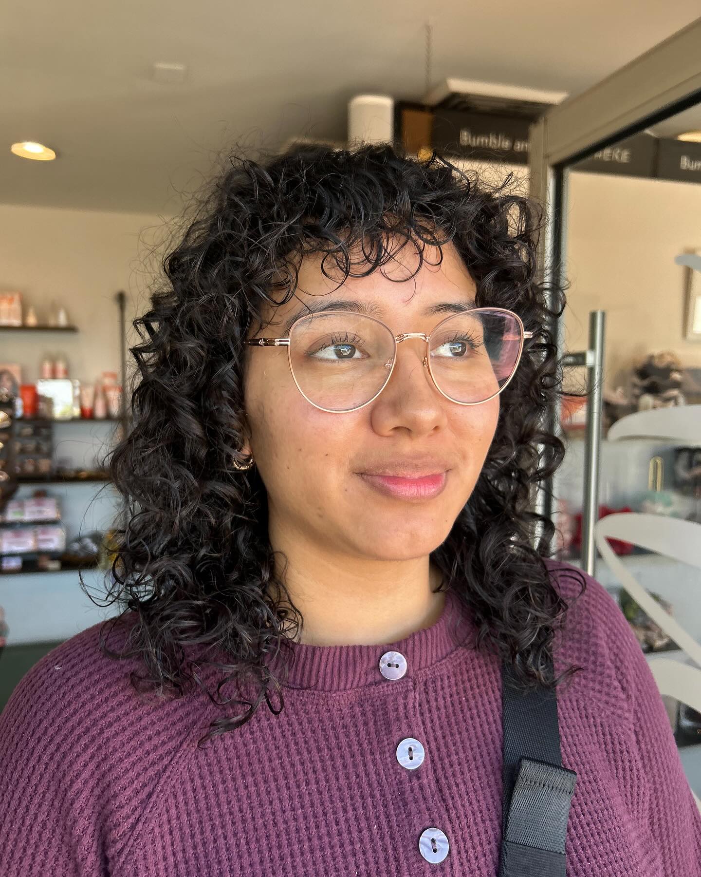 Curly Shag-kapsels voor gemiddelde lengte:trends en stylingtips voor 2026