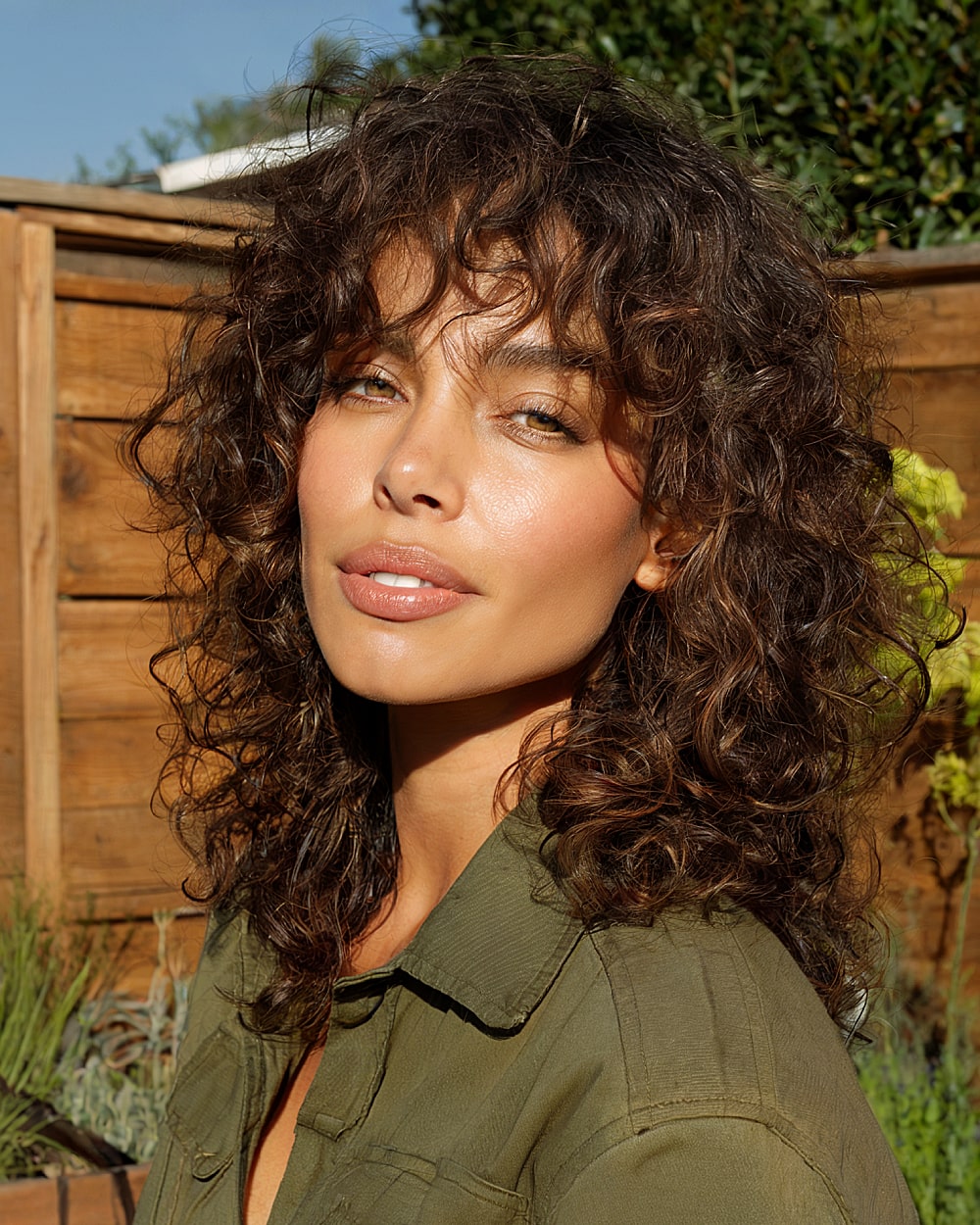 Coupes dégradées de cheveux moyens :tendances et idées de style 2026 