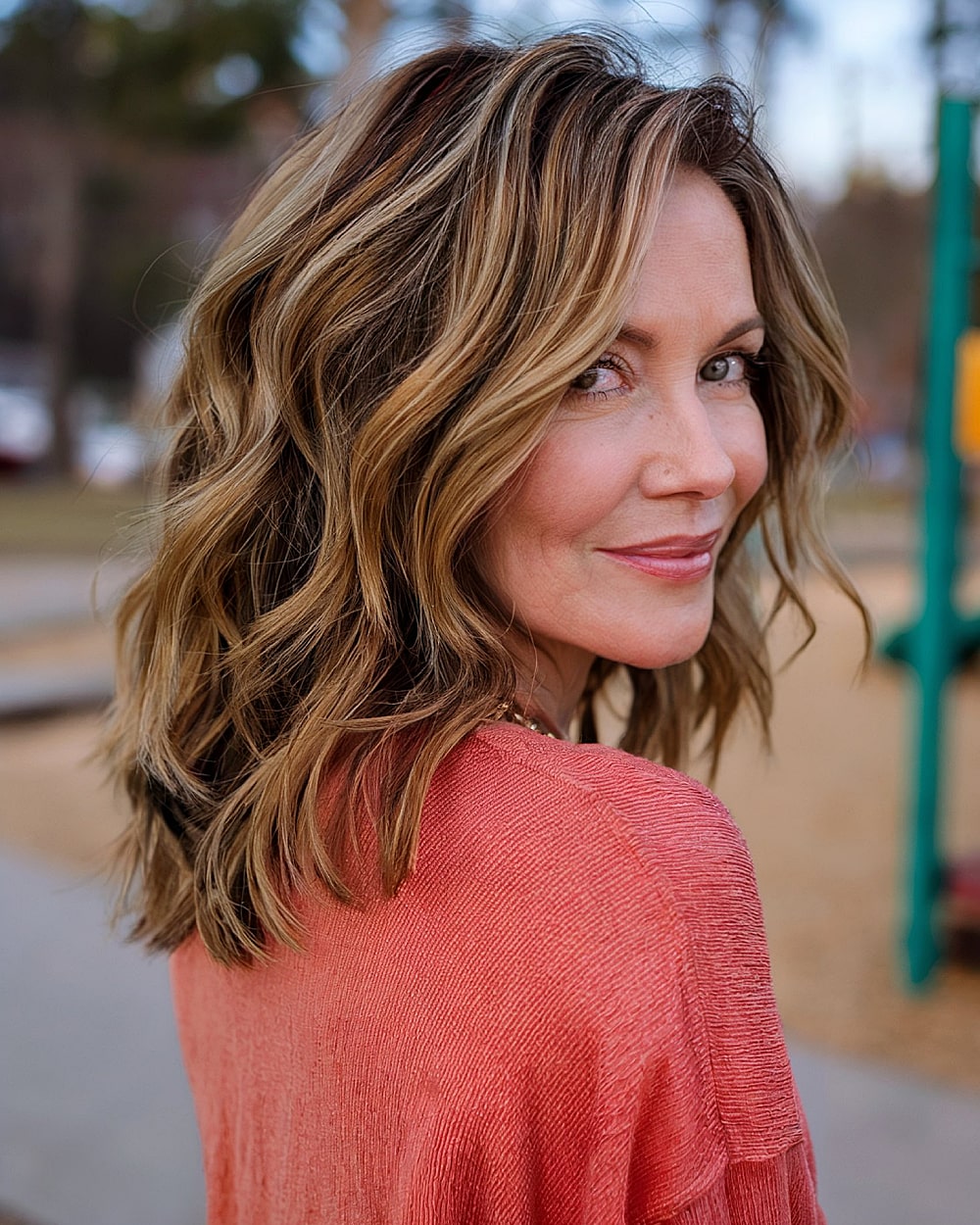 Coupes dégradées de cheveux moyens :tendances et idées de style 2026 