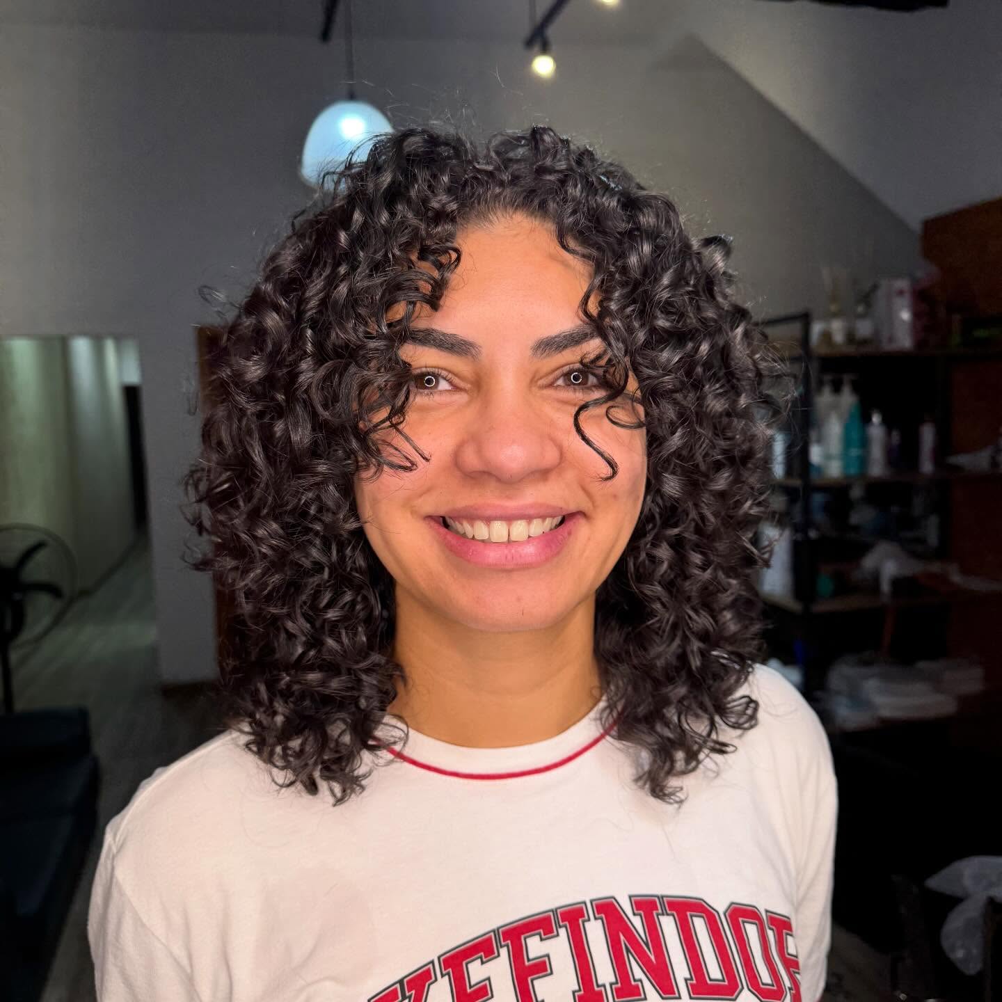 Coupes de cheveux à poils moyens :styles et tendances pour 2026 | [Votre marque] 