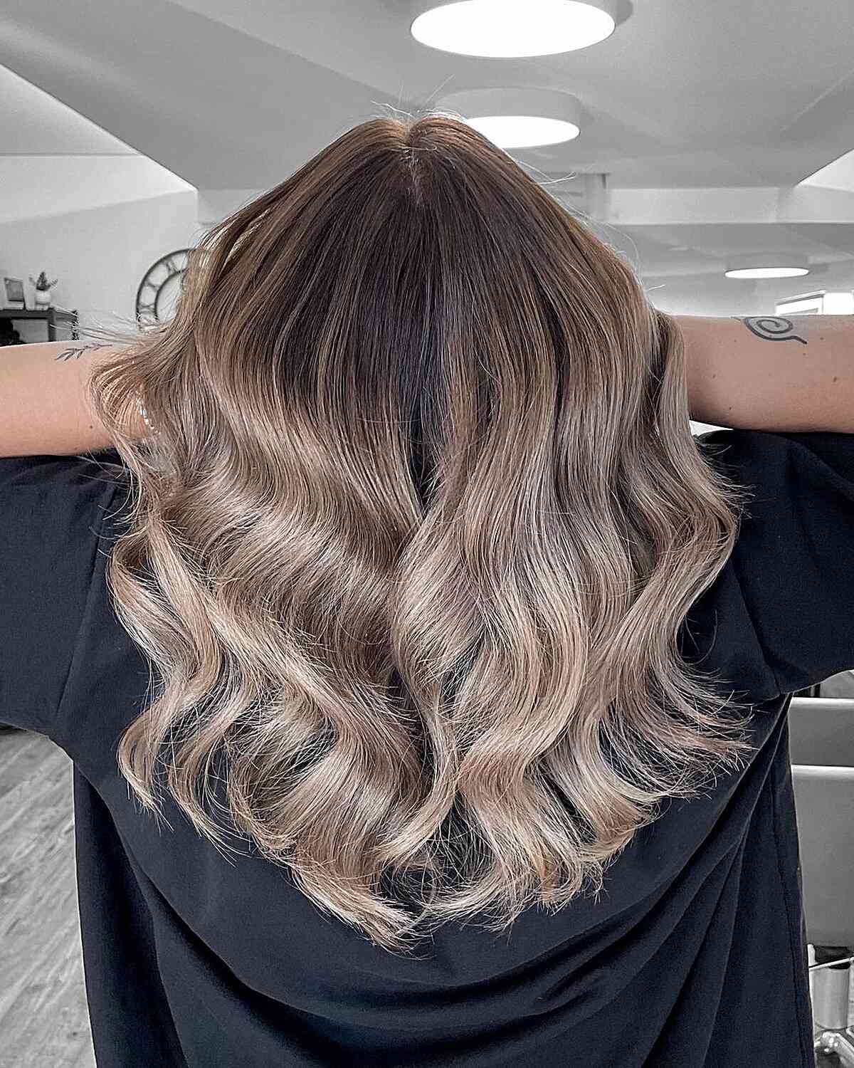 Balayage para cabelos médios:27 dicas de especialistas e guias de sombras 