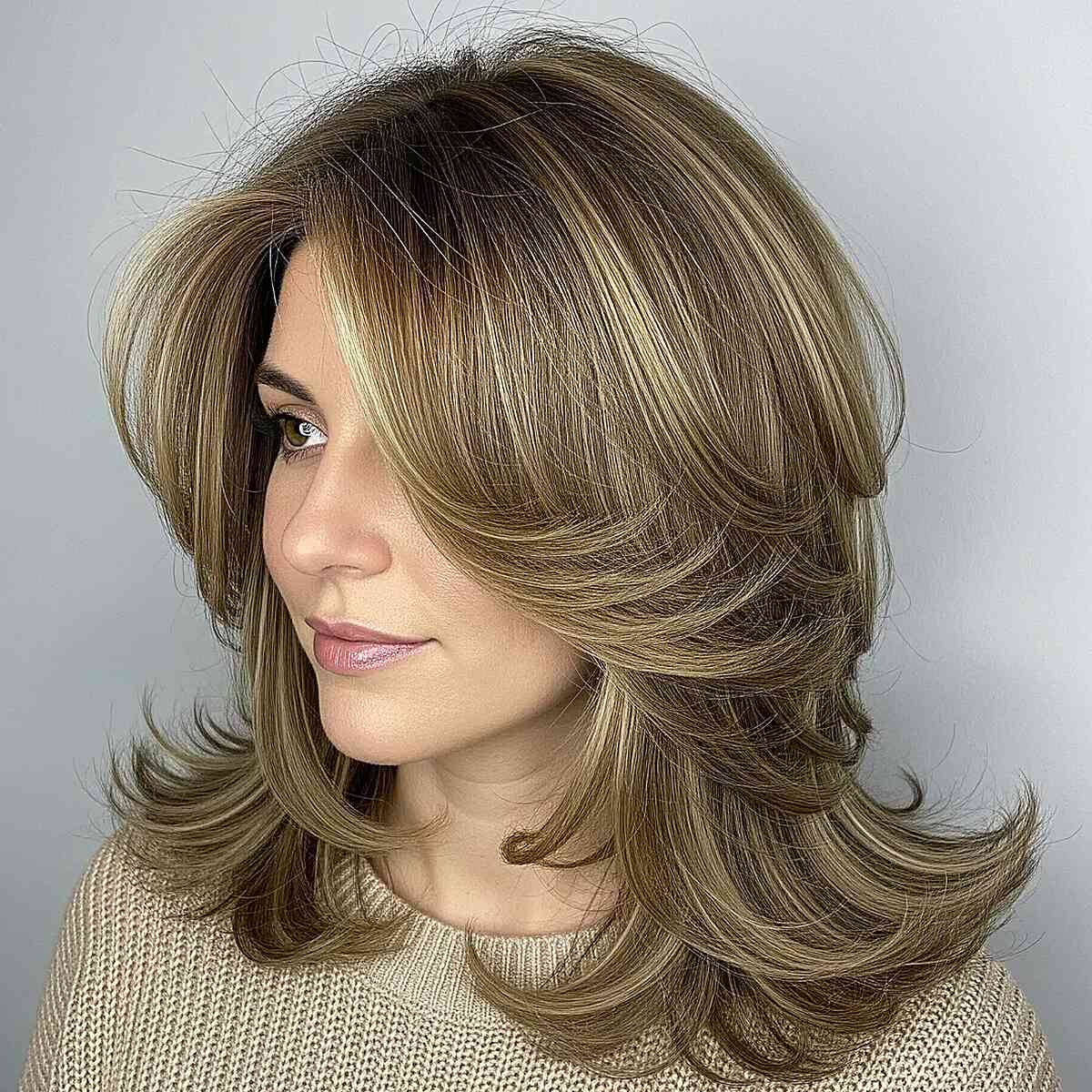 Estilos de cabelo de comprimento médio:50 looks em alta para 2026 