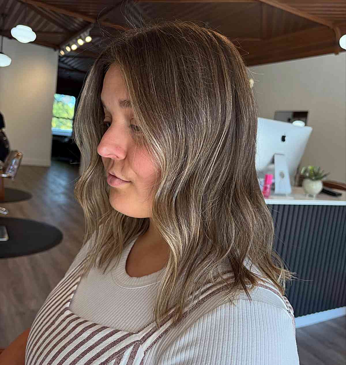Melhores cortes de cabelo de comprimento médio para 2026:estilos e inspiração 
