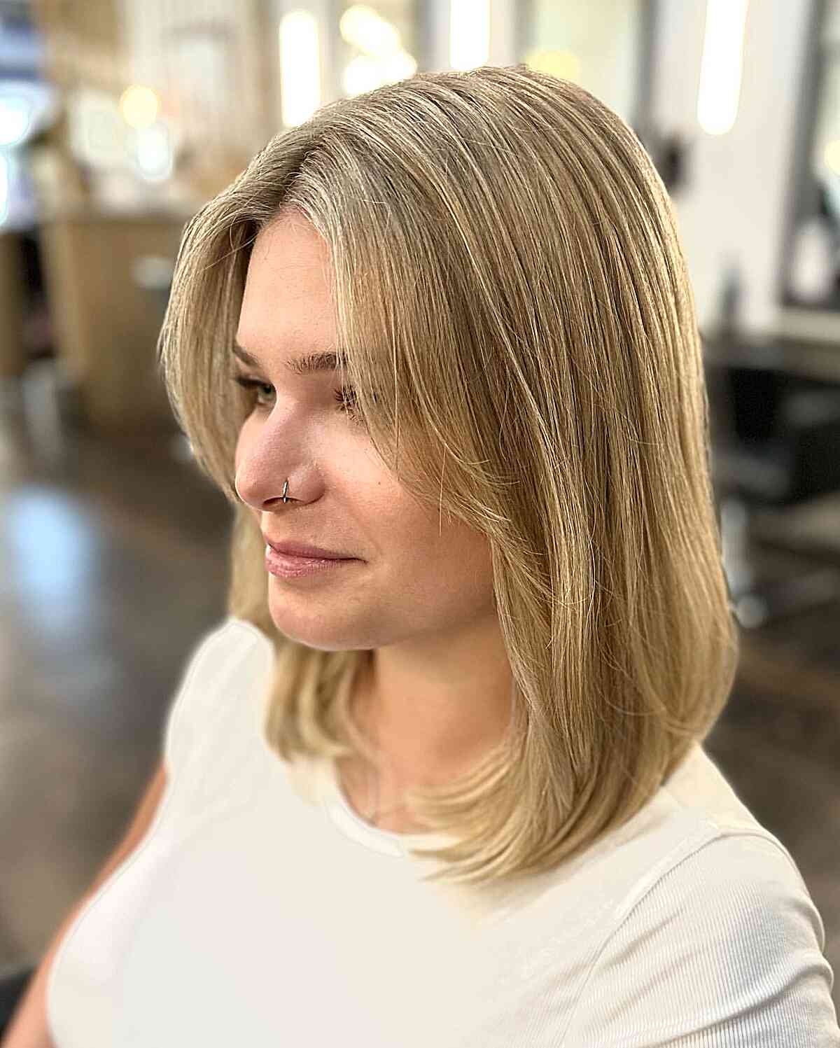 Balayage pour cheveux mi-longs :29 idées époustouflantes et conseils de coiffure