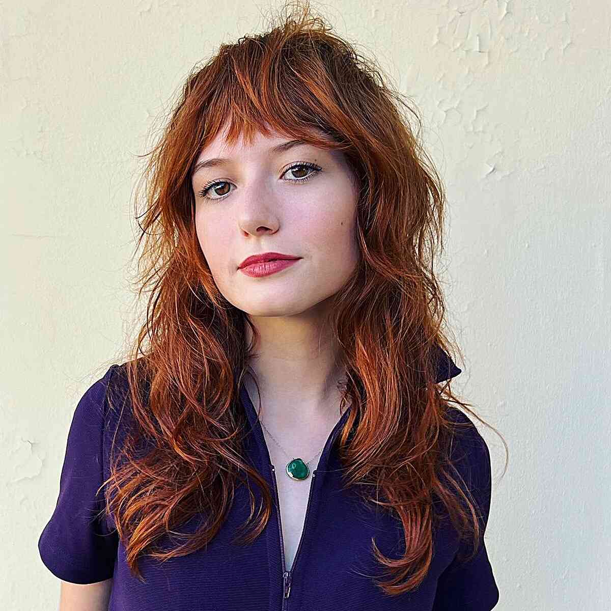 Coupe loup pour cheveux mi-longs :styles, avantages et fonctionnement