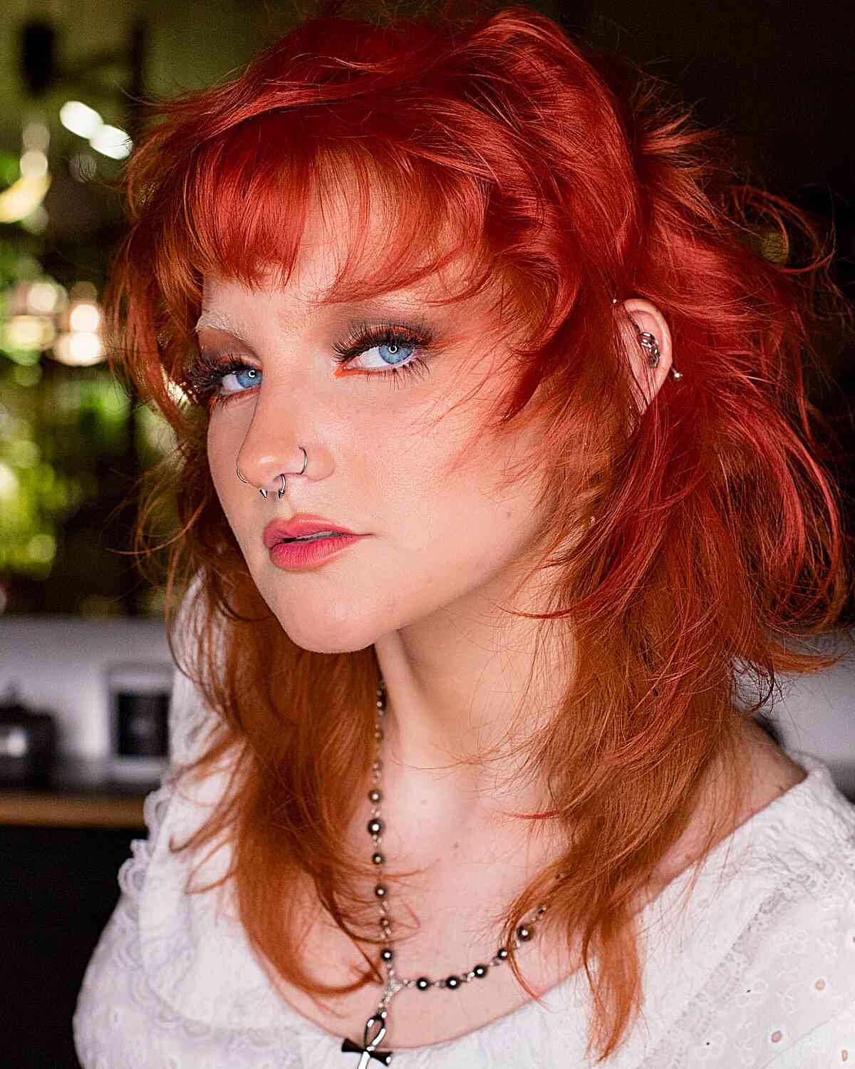 Coupe loup pour cheveux mi-longs :styles, avantages et fonctionnement