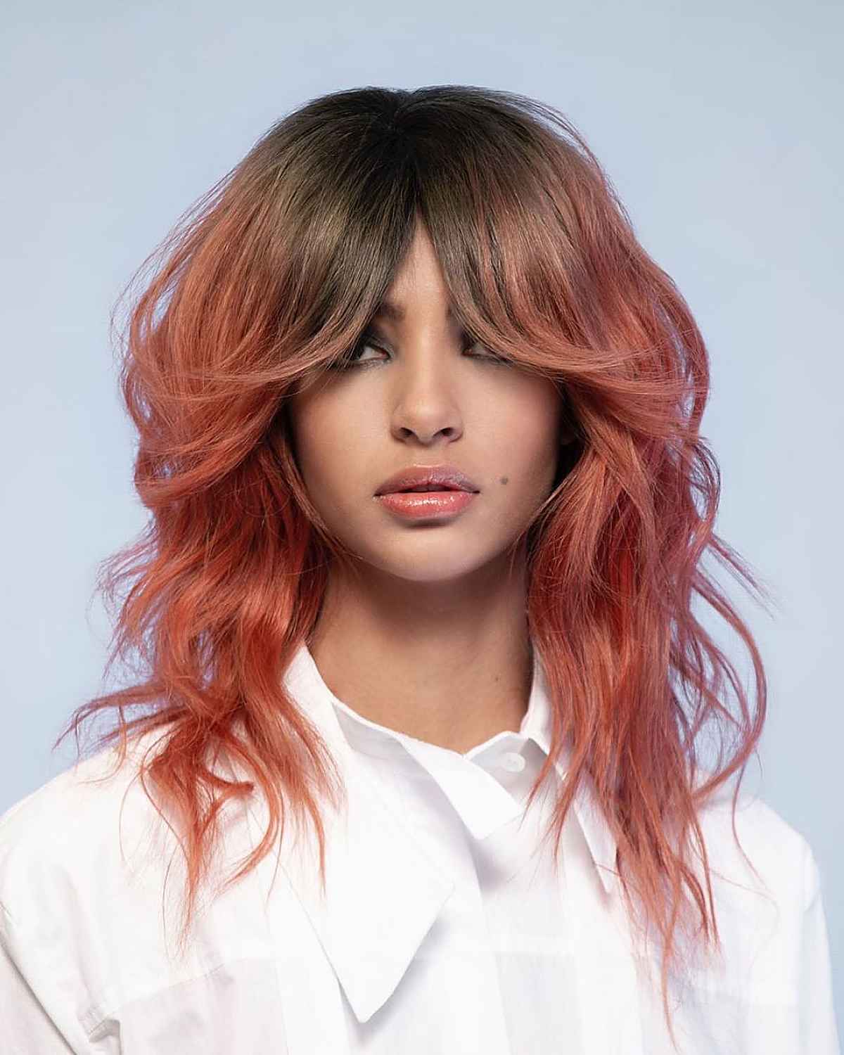 Coupe loup pour cheveux mi-longs :styles, avantages et fonctionnement