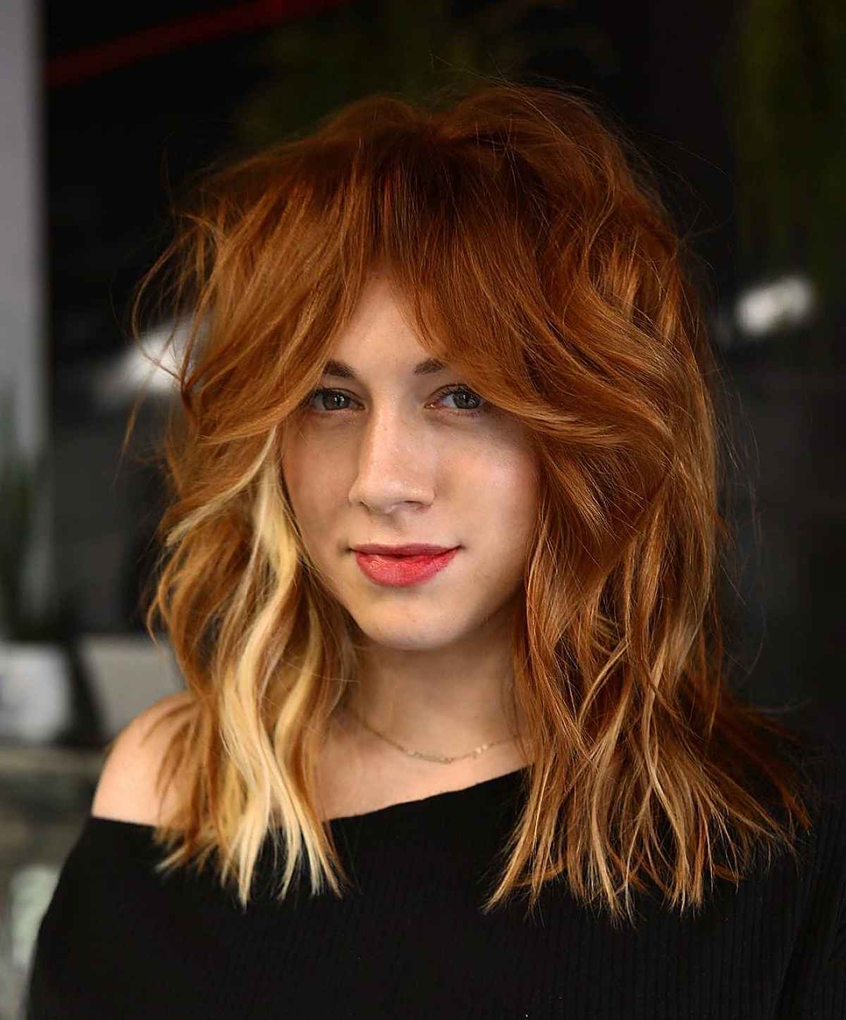 Couches longues pour cheveux moyens :28 conseils de coiffure et de coupe