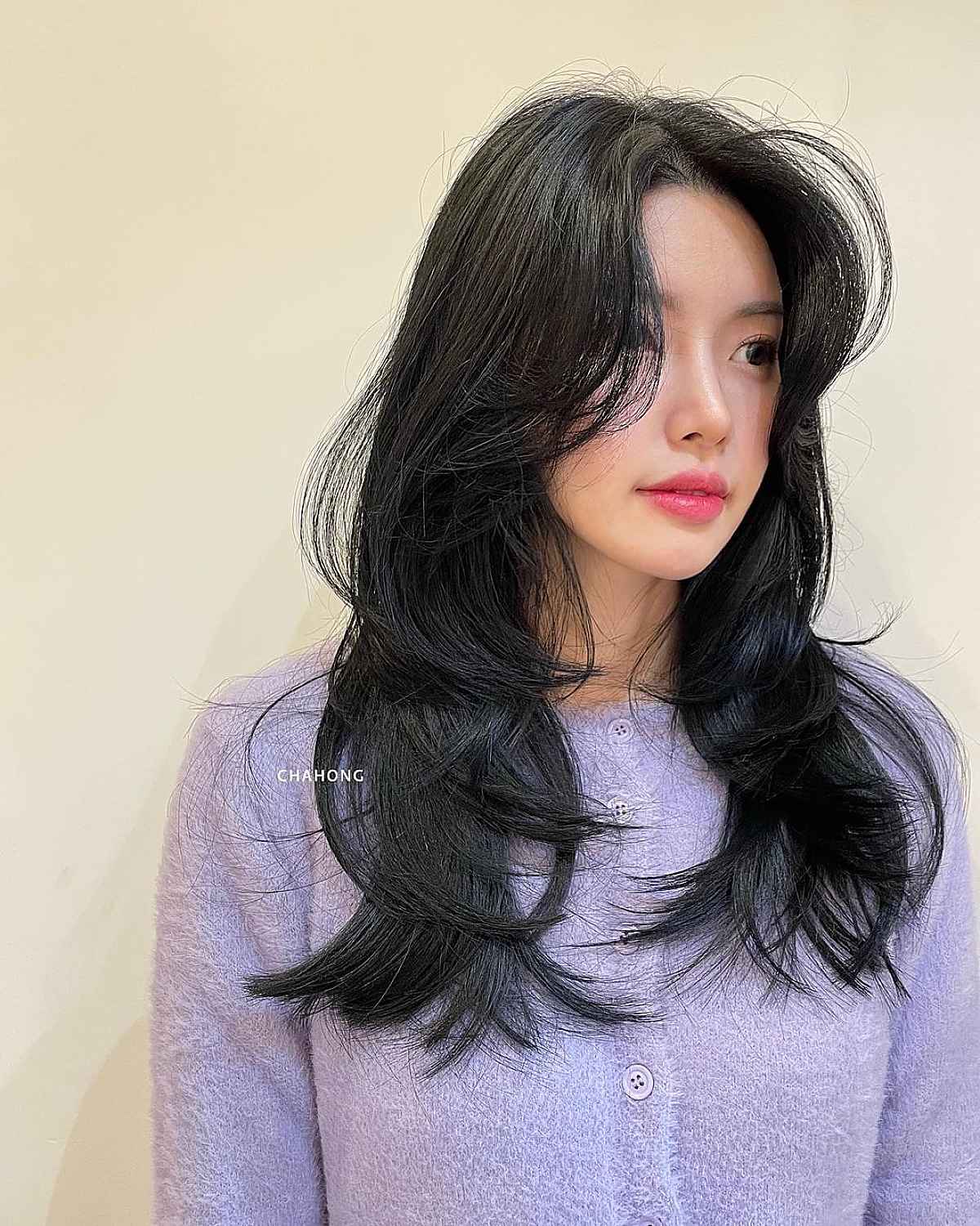 Strati per incorniciare il viso per capelli lunghi:47 stili e consigli degli esperti