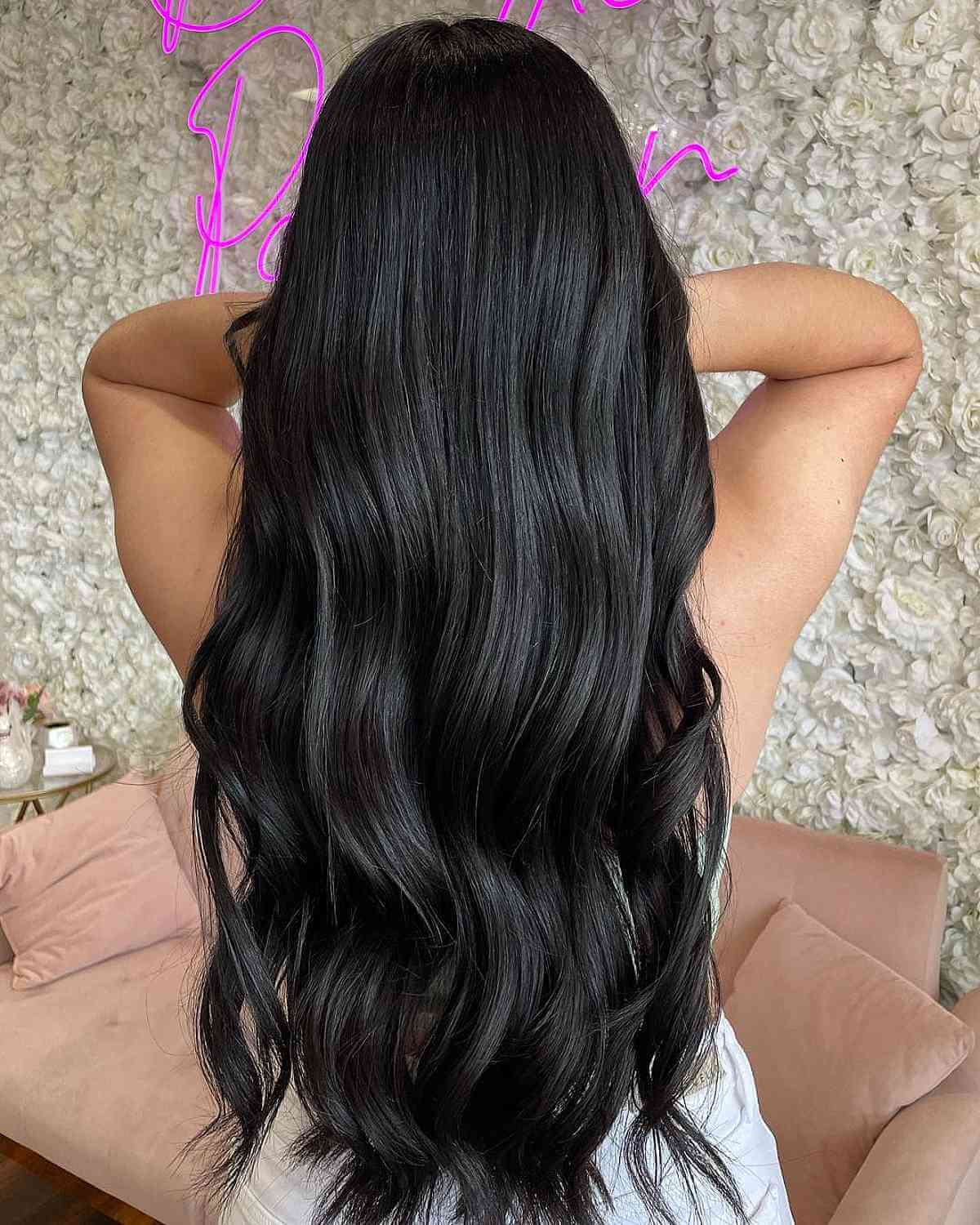Idées et soins pour cheveux longs noirs :conseils d experts pour un look époustouflant