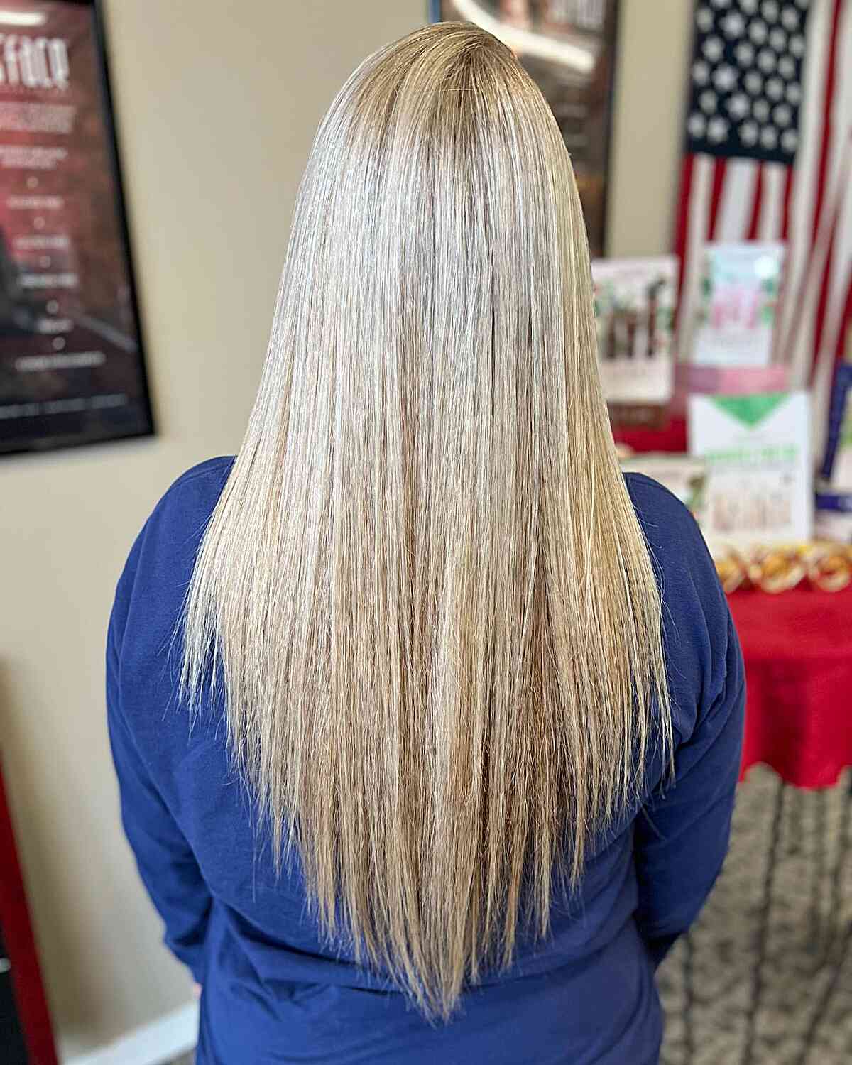 Coupes de cheveux en V :41 idées étonnantes pour un look moderne en forme de V