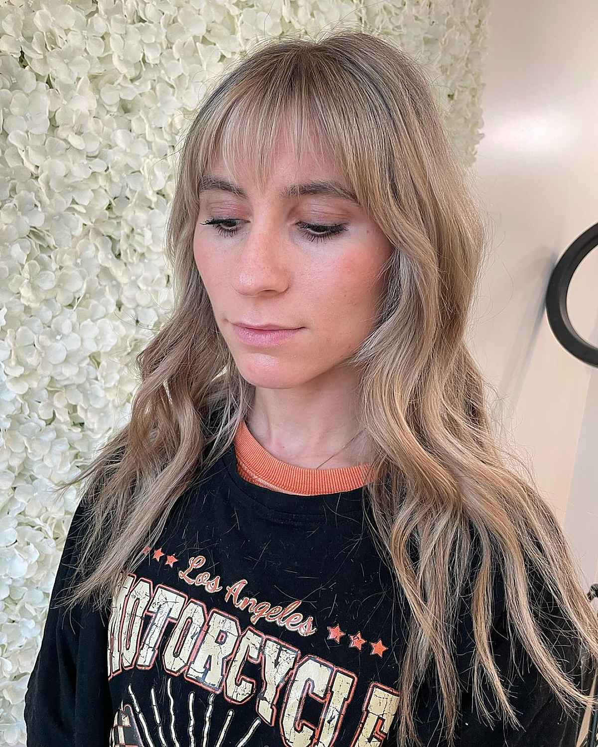 Franja fina para cabelos longos:estilos e dicas de especialistas 