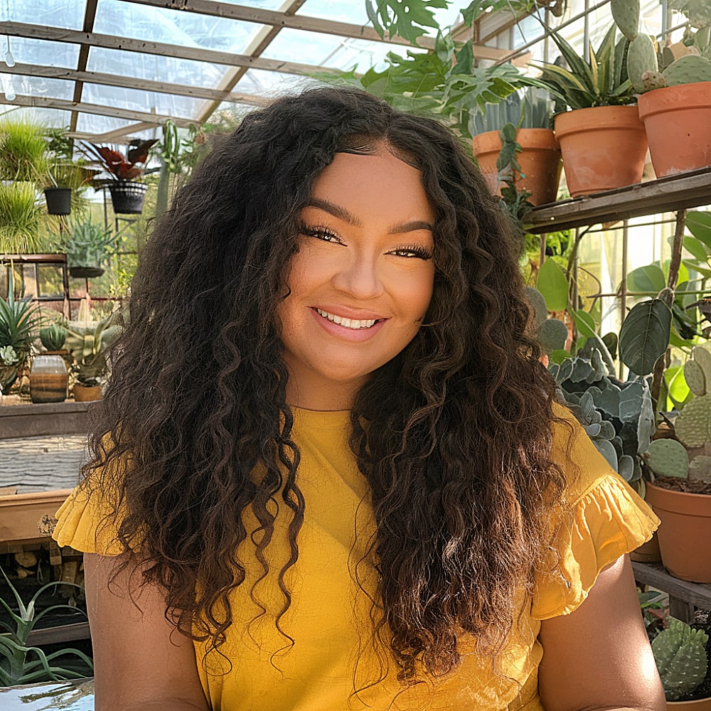 Coupes de cheveux longues en couches pour visages ronds :guide de style 2026 
