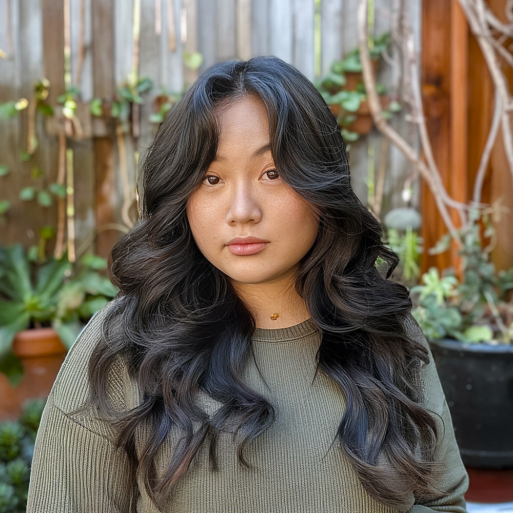 Coupes de cheveux longues en couches pour visages ronds :guide de style 2026 