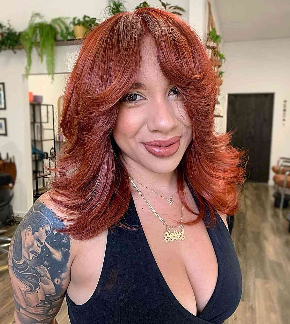Coupes de cheveux à plumes pour longueur moyenne :styles et entretien | [Votre nom de marque] 