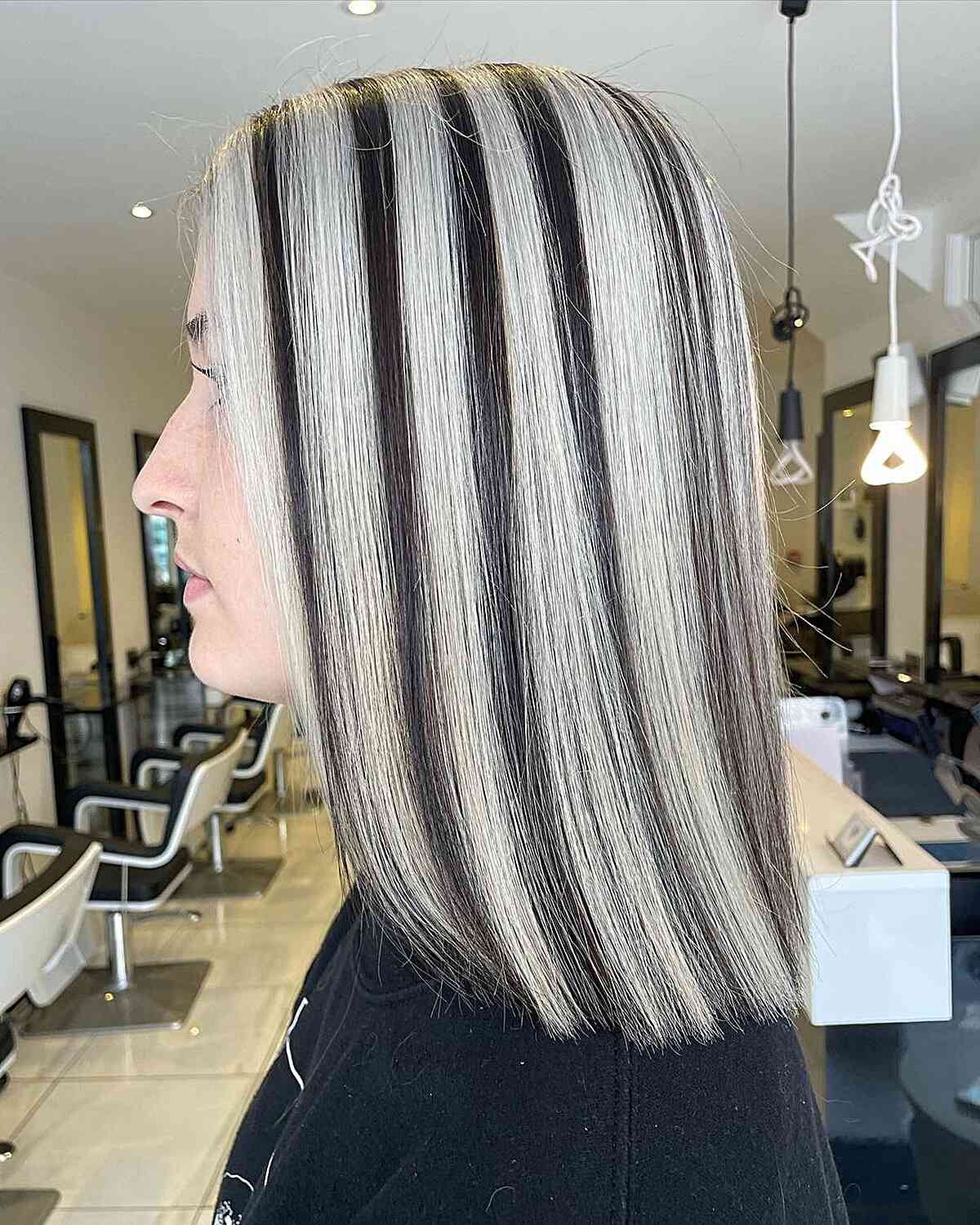 29 coiffures Skunk Stripe :conseils d’experts et inspiration 