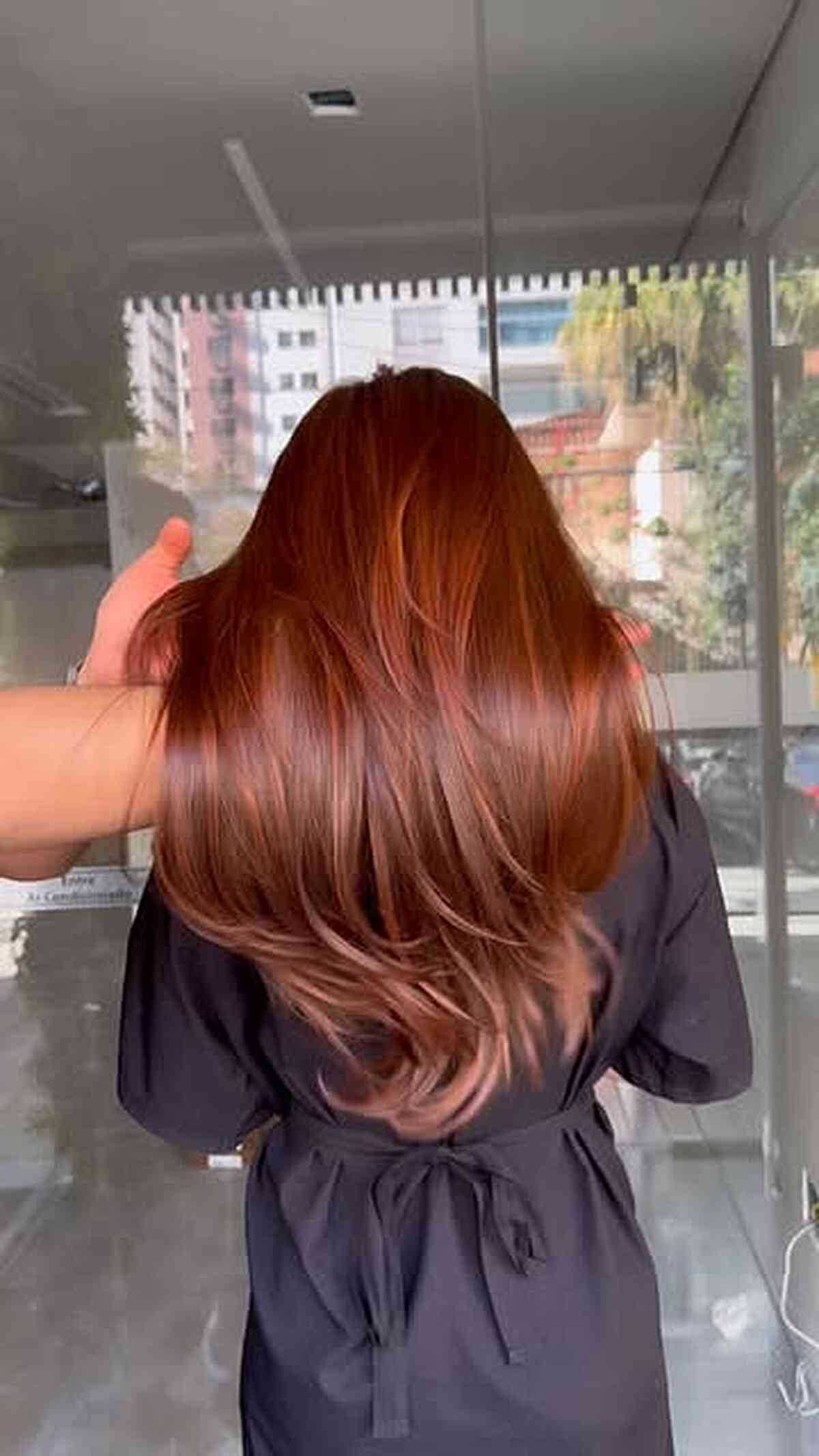 Idées de balayage marron chocolat :31 looks époustouflants et conseils de style