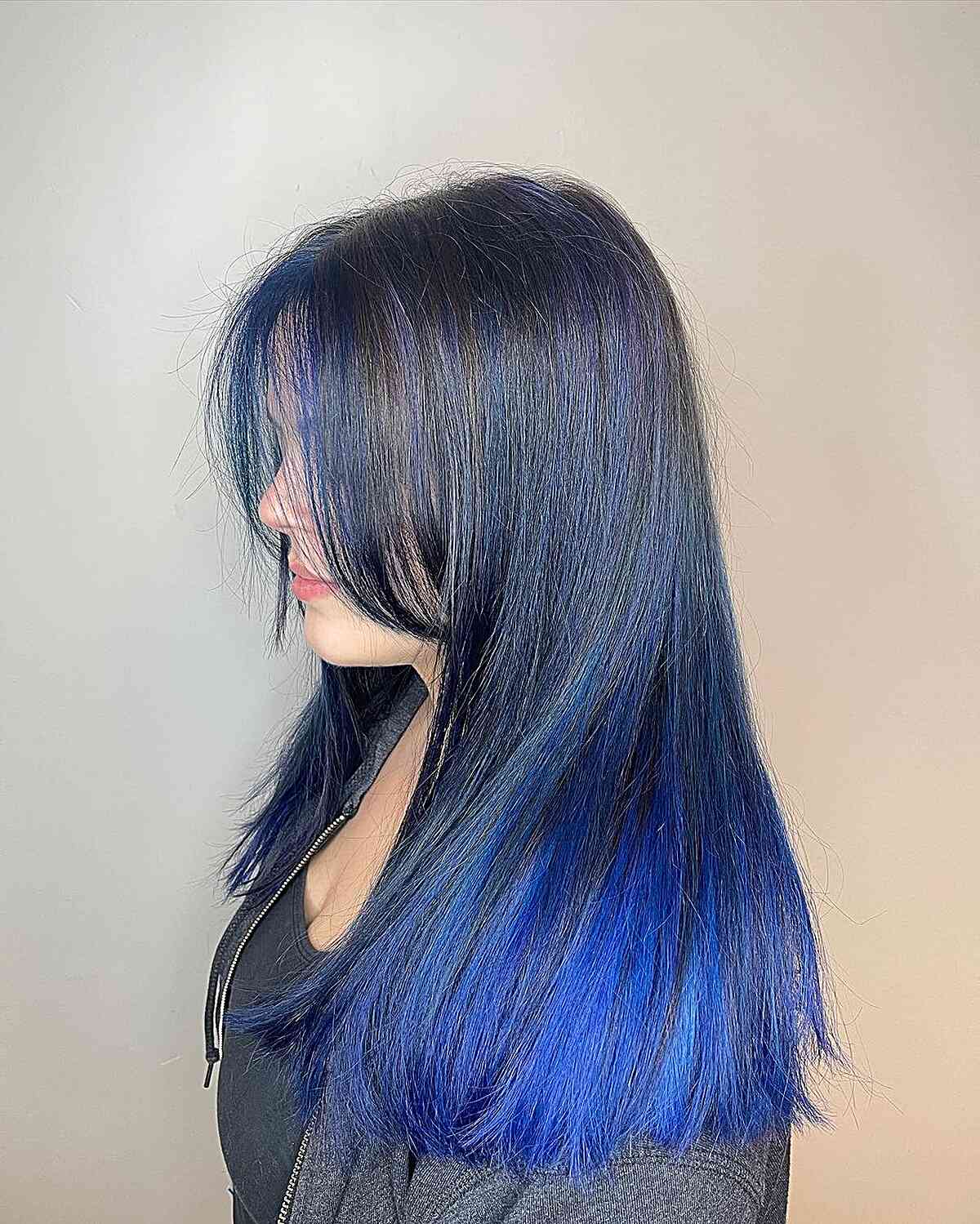 Idées de couleurs de cheveux en balayage bleu :35 looks et tendances époustouflants