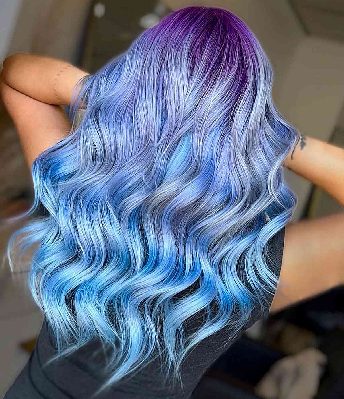 Idées de couleurs de cheveux en balayage bleu :35 looks et tendances époustouflants