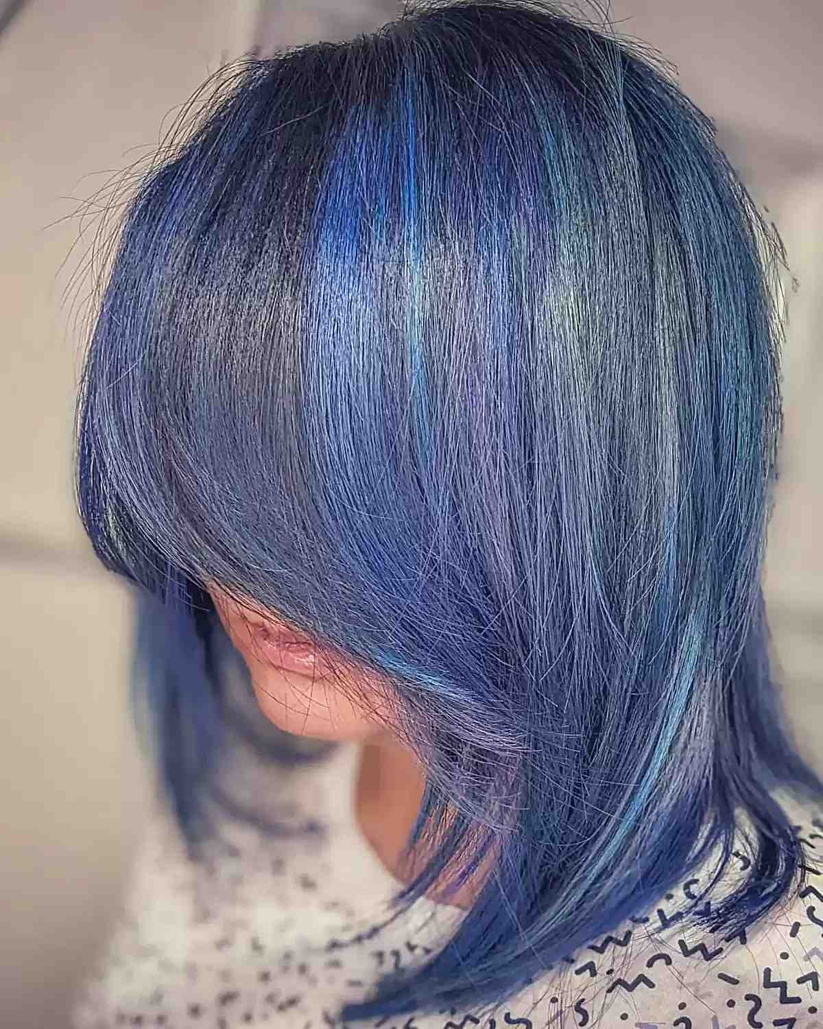 Idées de couleurs de cheveux en balayage bleu :35 looks et tendances époustouflants