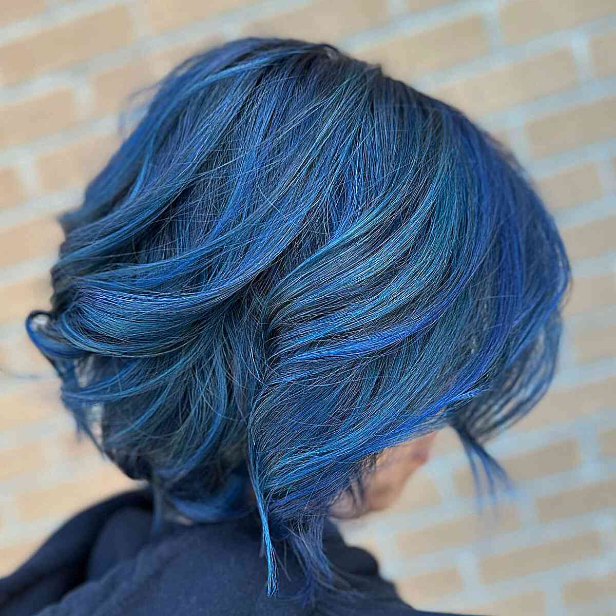 Idées de couleurs de cheveux en balayage bleu :35 looks et tendances époustouflants