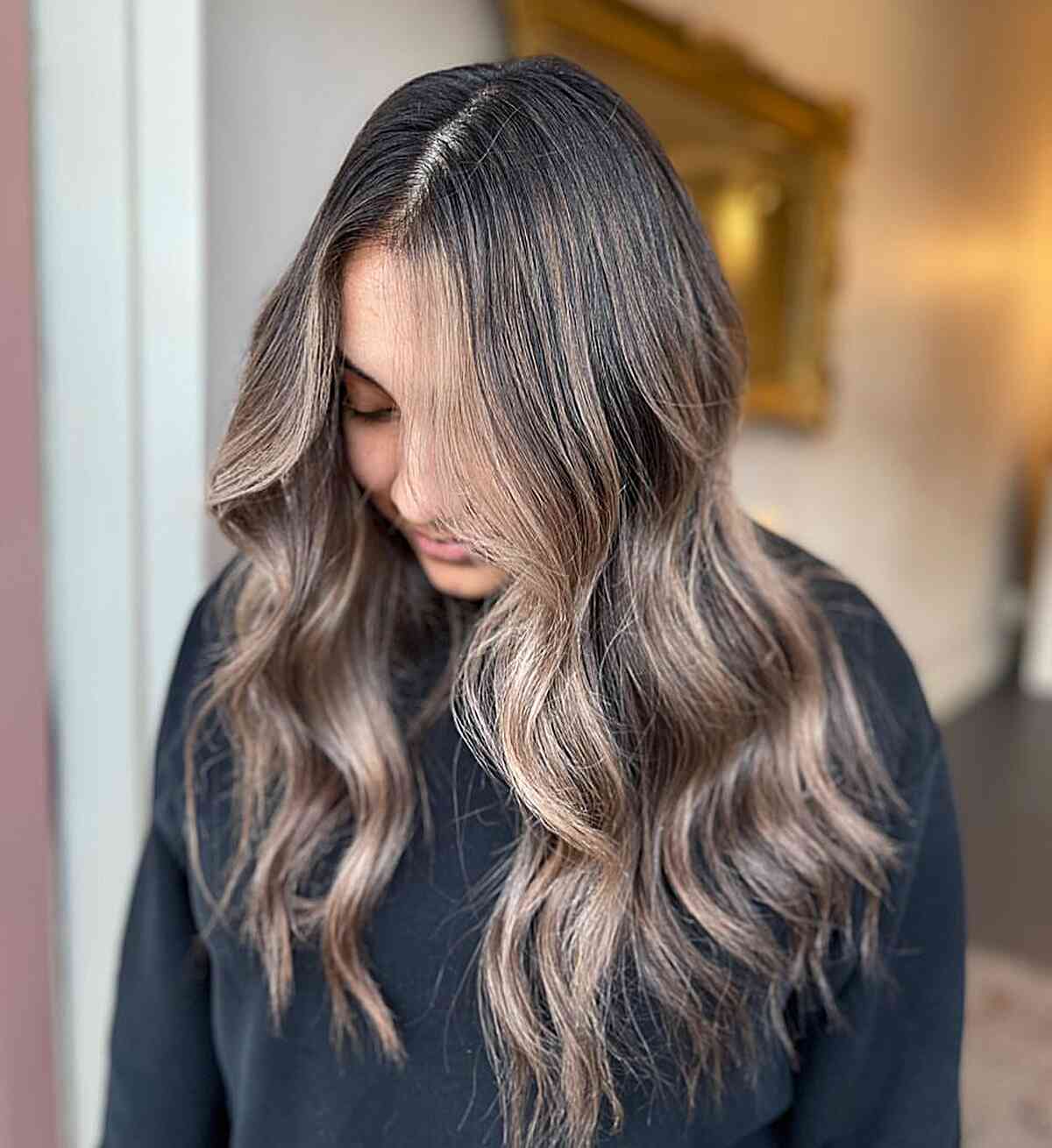 Couleur de cheveux en balayage brun champignon :idées et inspiration époustouflantes 