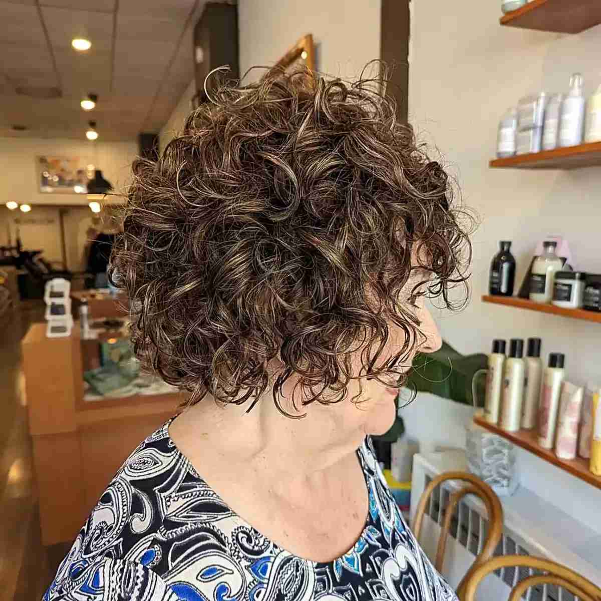 Beste Haarfarben für Frauen über 60:Trends und Ideen für 2026 