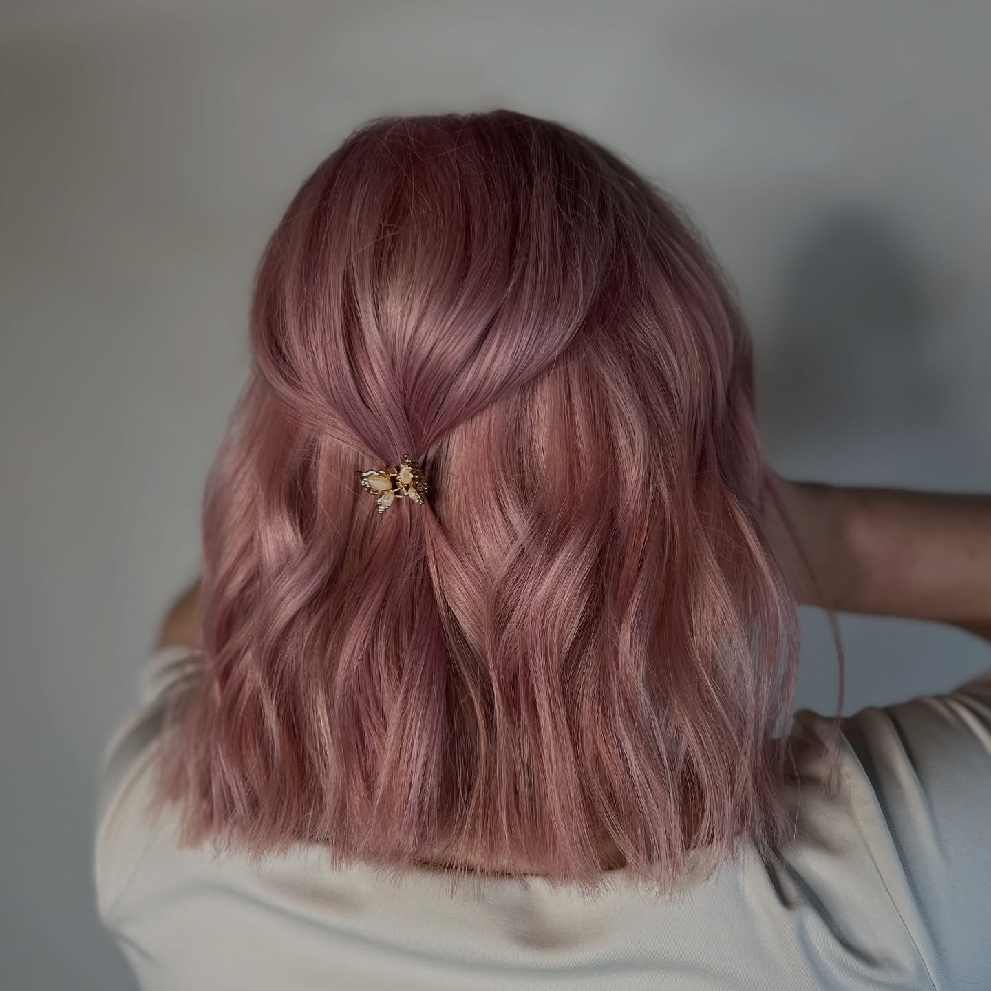 Trendige rosa Bob-Frisuren für 2026:Stile und Inspiration 