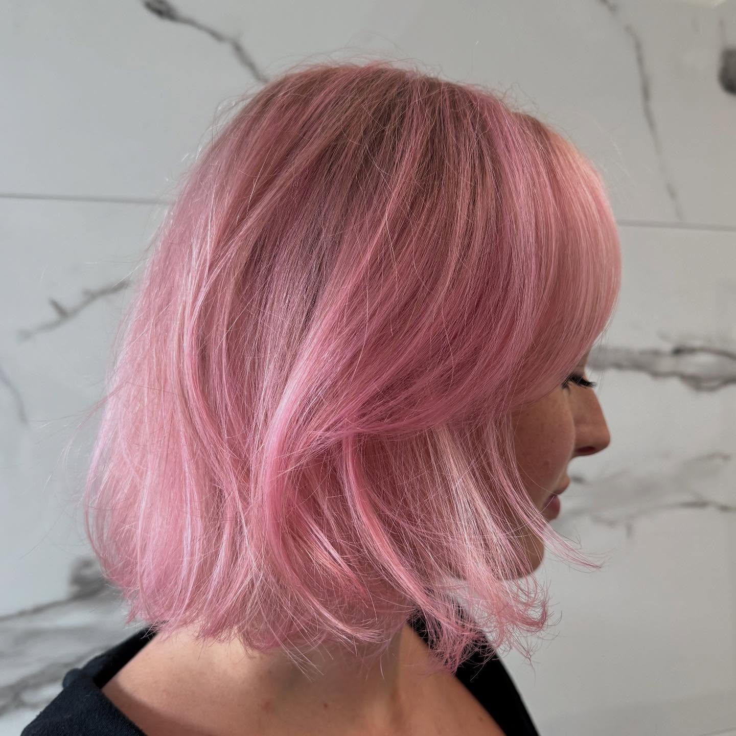 Trendige rosa Bob-Frisuren für 2026:Stile und Inspiration 