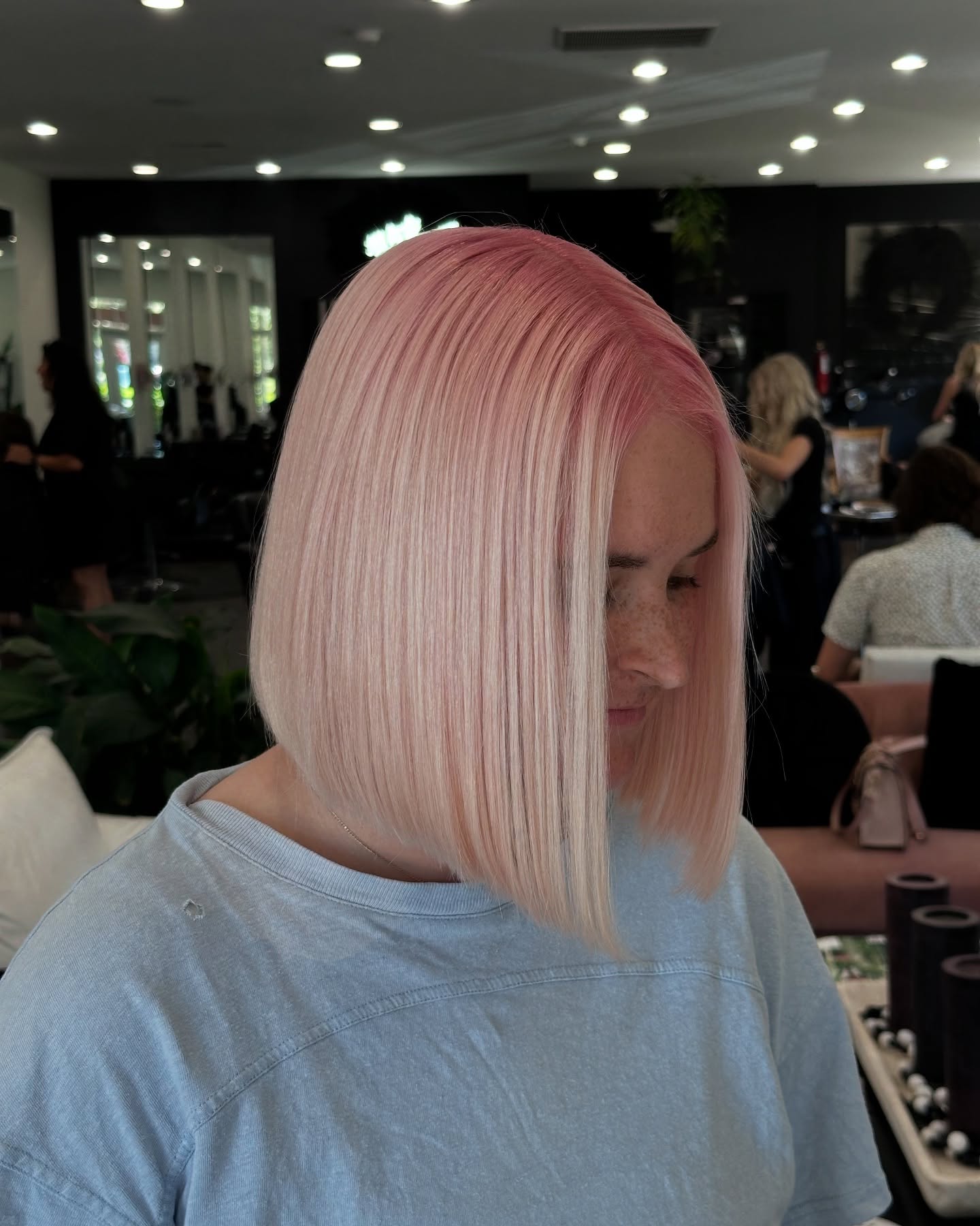Trendige rosa Bob-Frisuren für 2026:Stile und Inspiration 