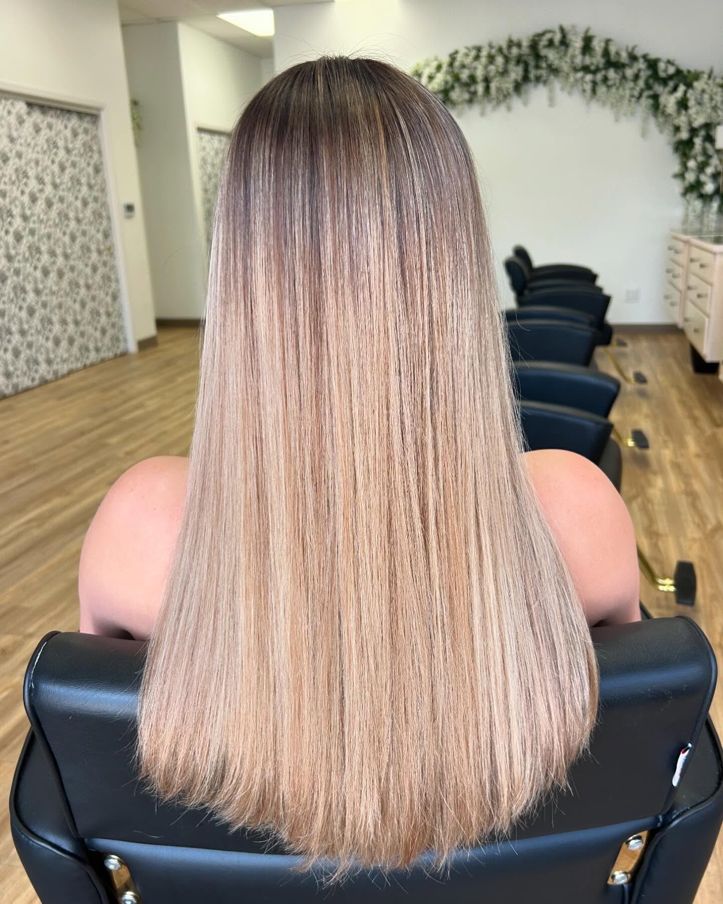 Balayage blond chaud :idées époustouflantes et conseils d experts pour 2024