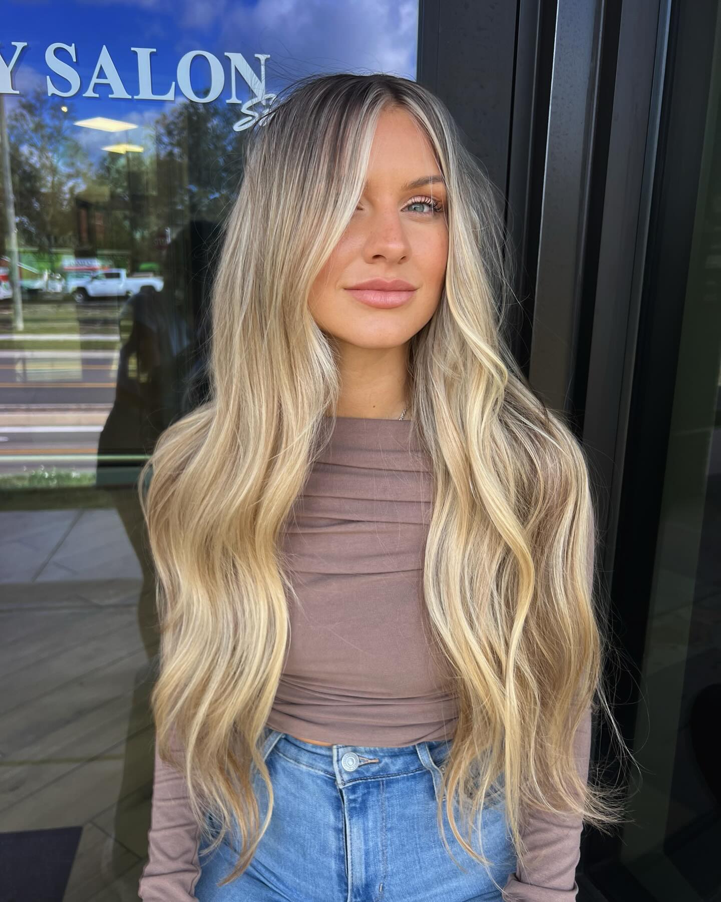 Balayage blond chaud :idées époustouflantes et conseils d experts pour 2024