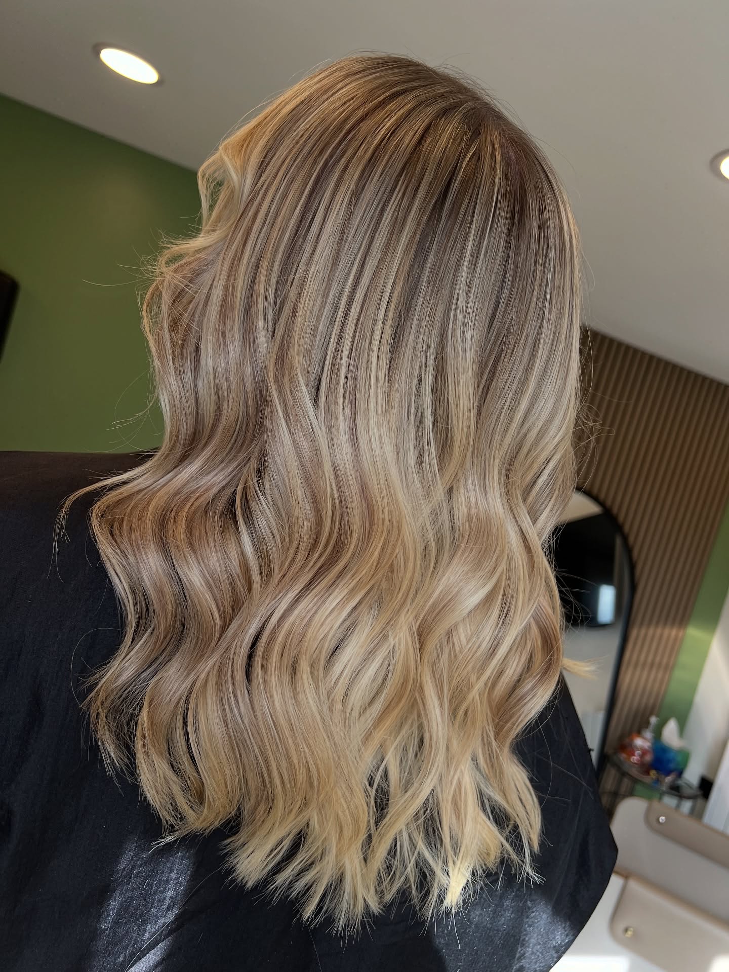 Balayage blond chaud :idées époustouflantes et conseils d experts pour 2024
