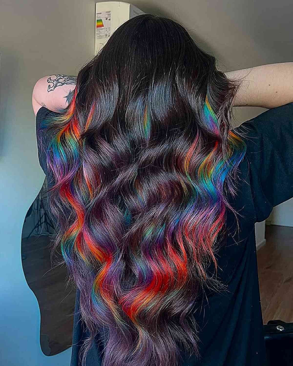 Ideen für holografische Haarfarben:Atemberaubende Stile und Techniken