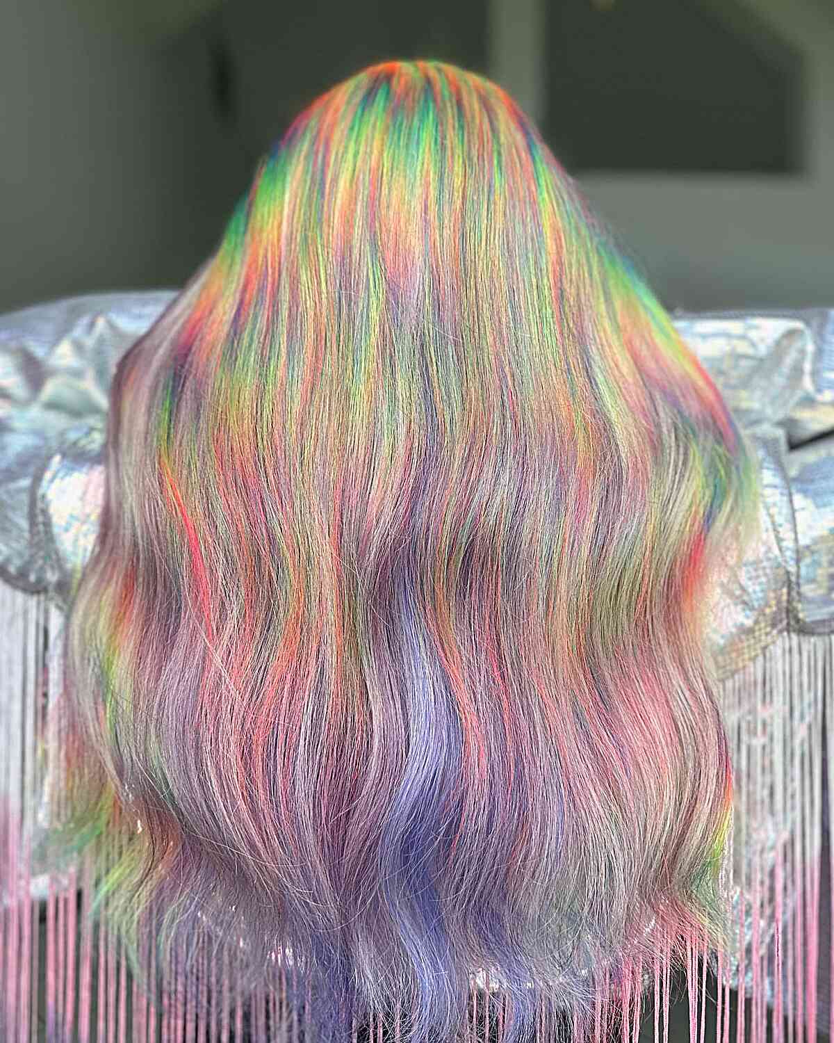 Ideen für holografische Haarfarben:Atemberaubende Stile und Techniken