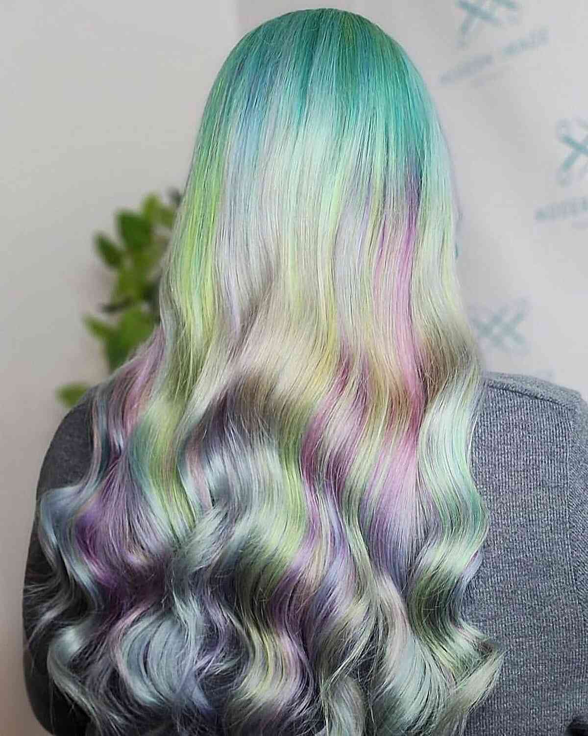 Ideen für holografische Haarfarben:Atemberaubende Stile und Techniken