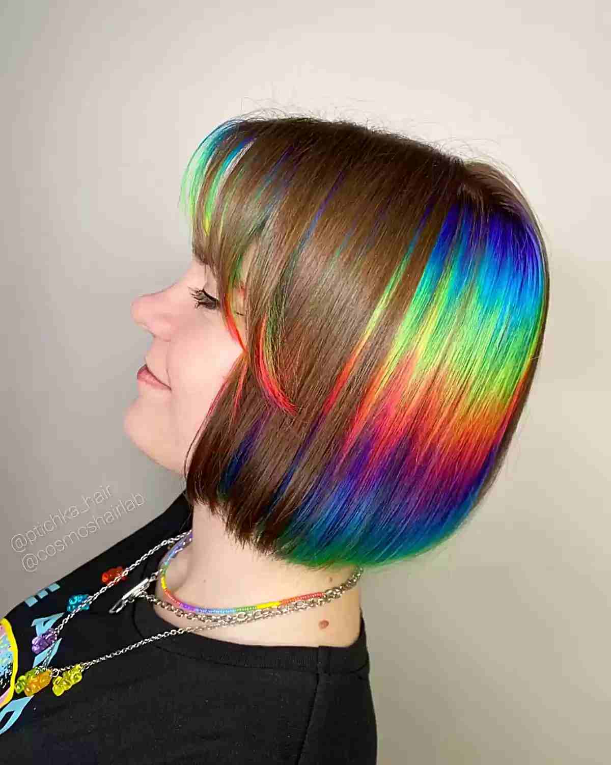 Ideen für holografische Haarfarben:Atemberaubende Stile und Techniken