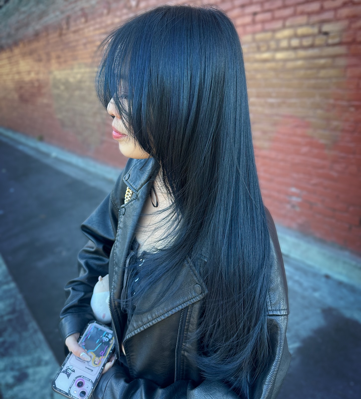 Idées de couleur de cheveux bleu marine :nuances, teint et conseils de pré-éclaircissement
