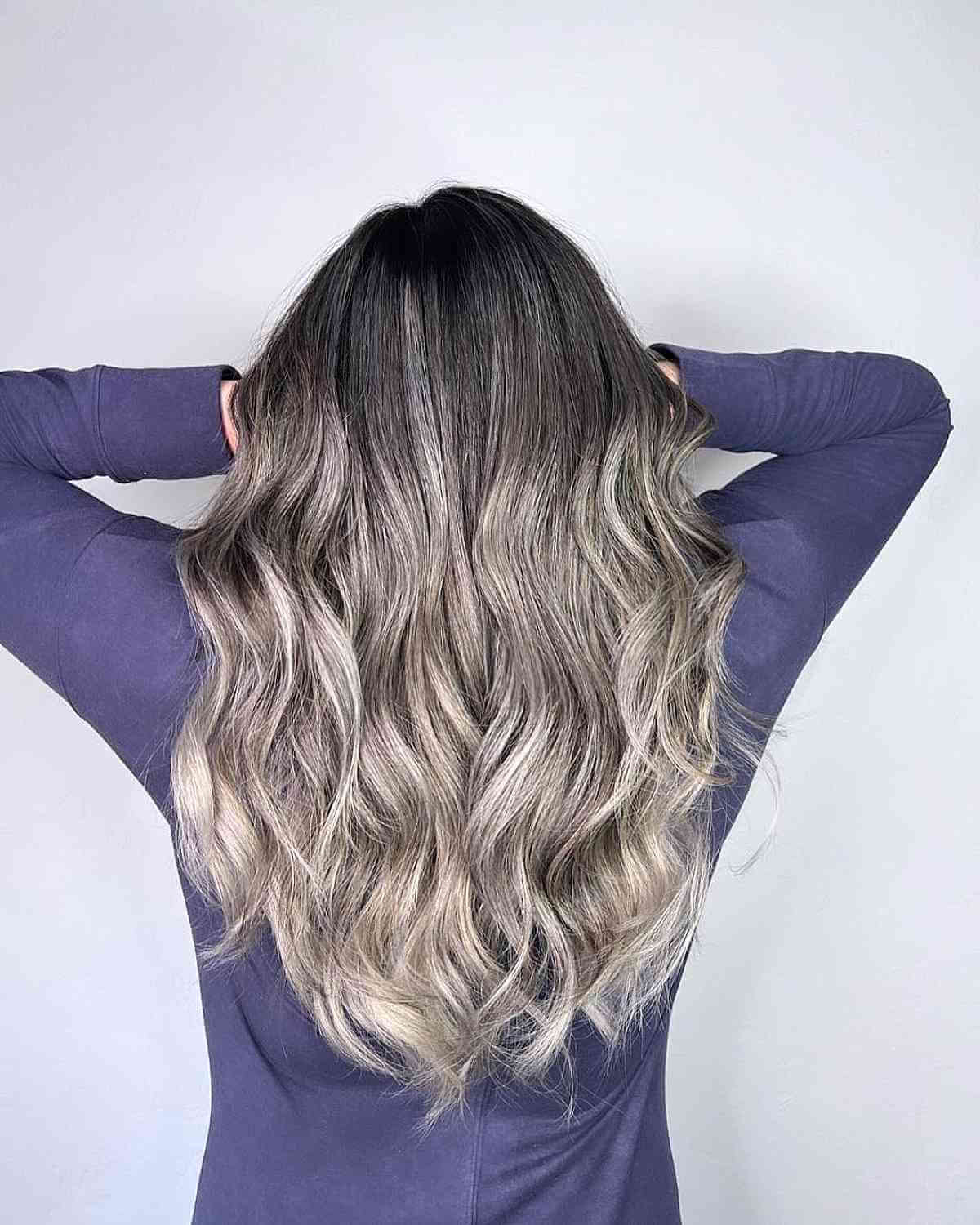 Mèches blondes platine :tendances, techniques et conseils d experts