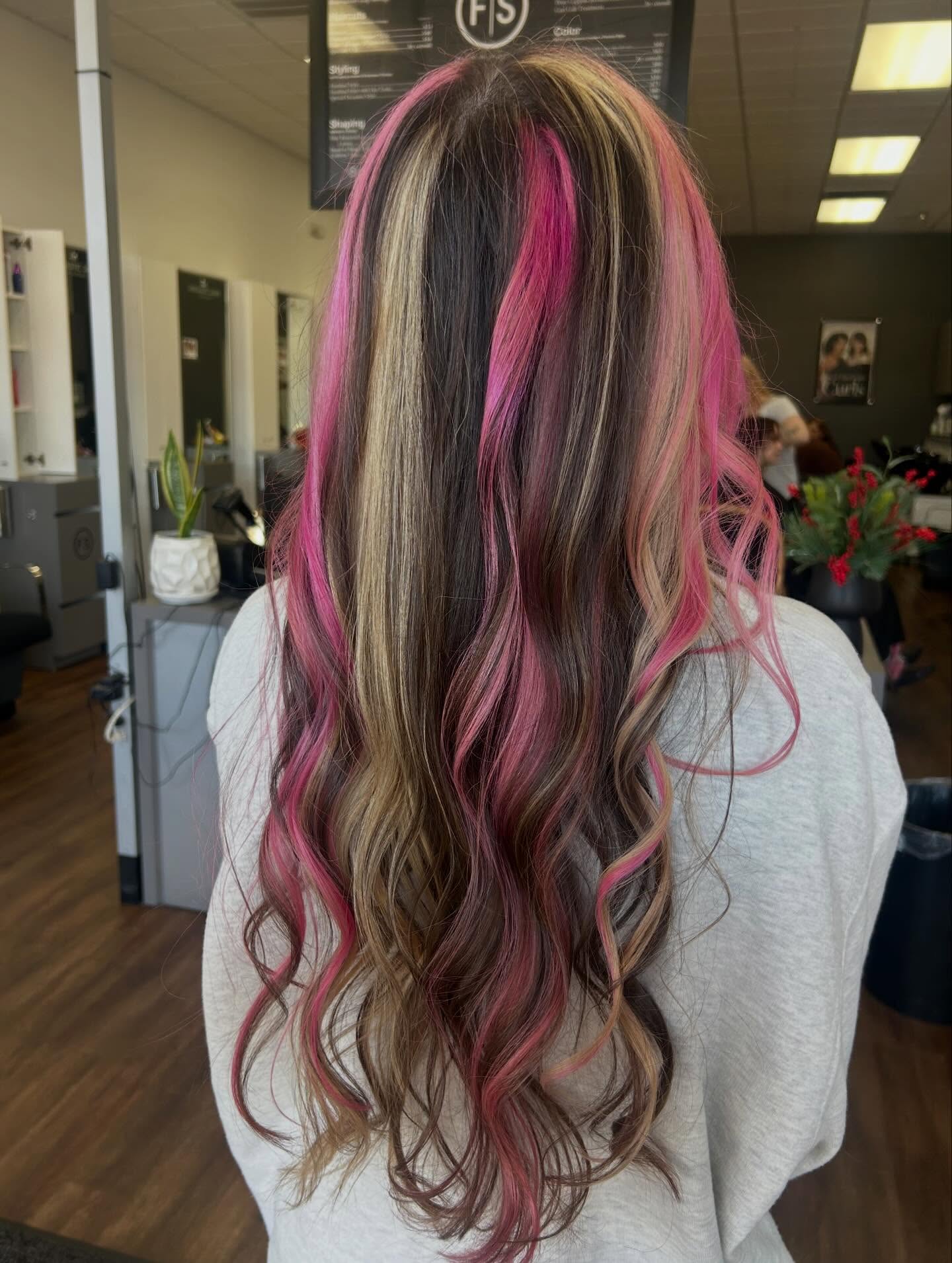 Couleur de cheveux napolitaine :tendances et nuances 2026 pour flatter votre peau 