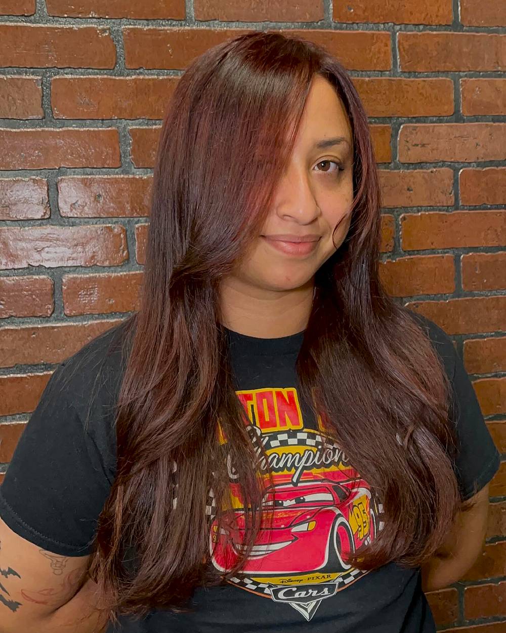 Couleur de cheveux cerise chocolat :tendances, nuances et conseils pour un look riche 