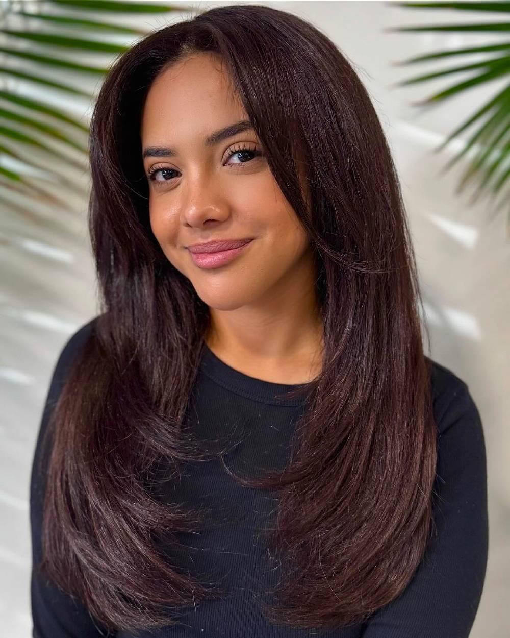 Couleur de cheveux cerise chocolat :tendances, nuances et conseils pour un look riche 