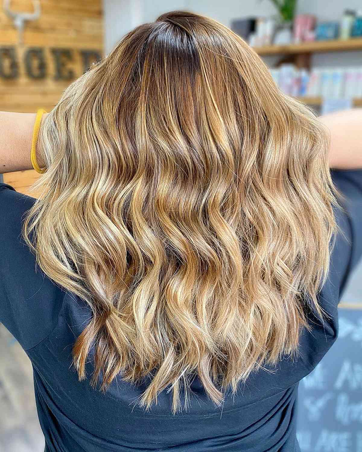 Balayage blond miel :nuances, teint et conseils d experts