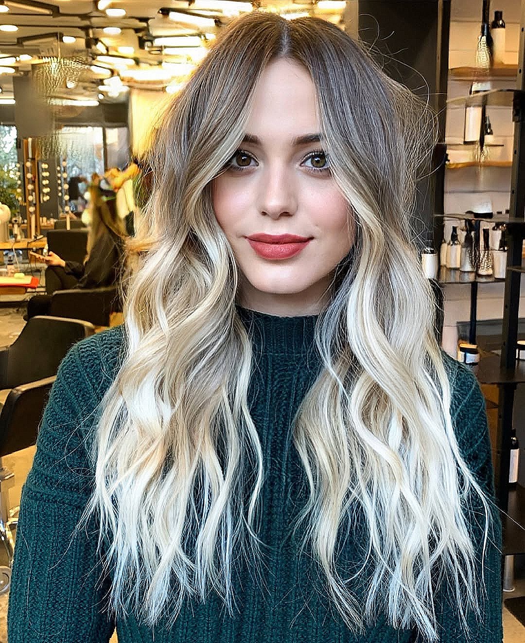 Platinblond Balayage:22 atemberaubende Ideen und Pflegetipps