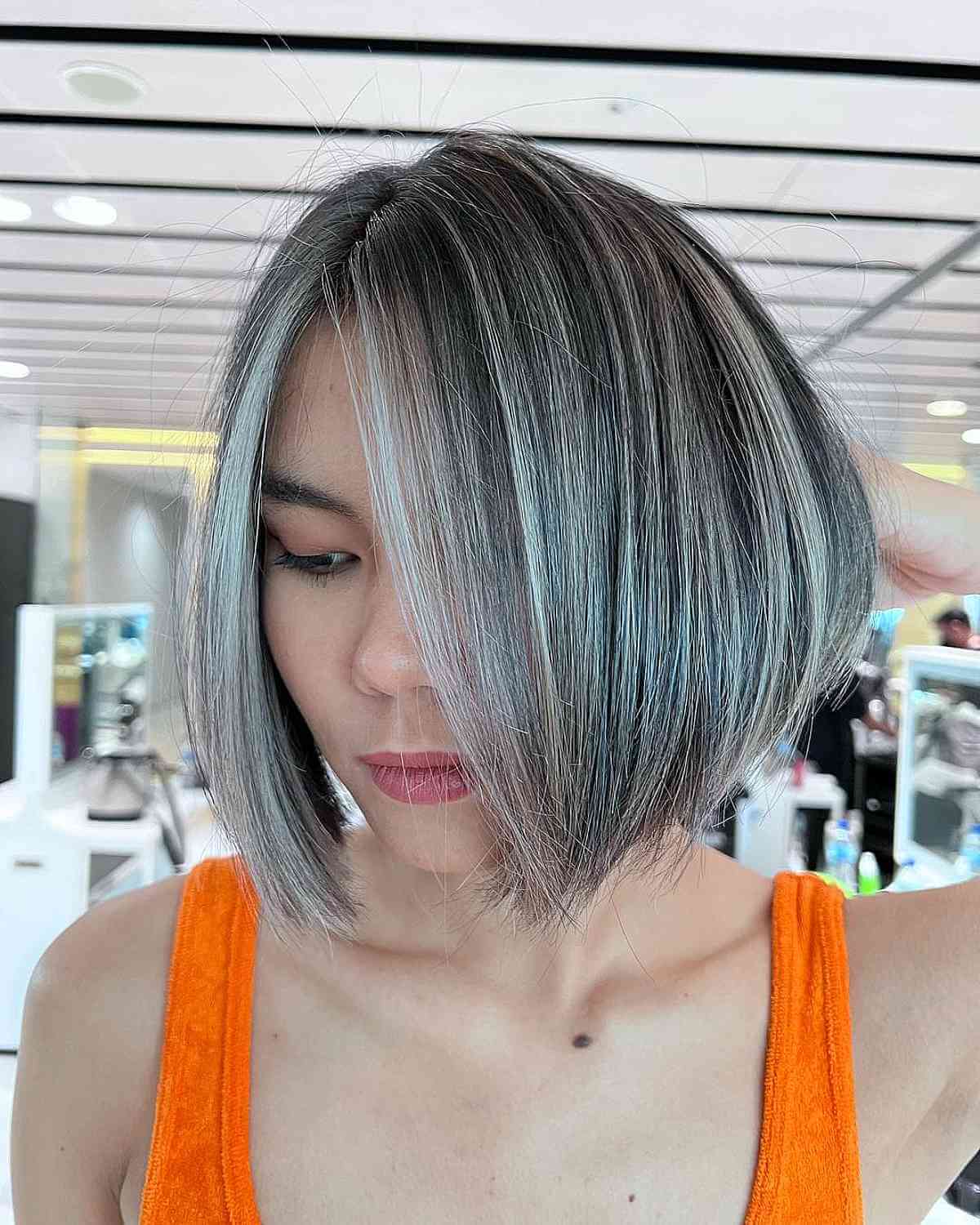 Platinblond Balayage:22 atemberaubende Ideen und Pflegetipps