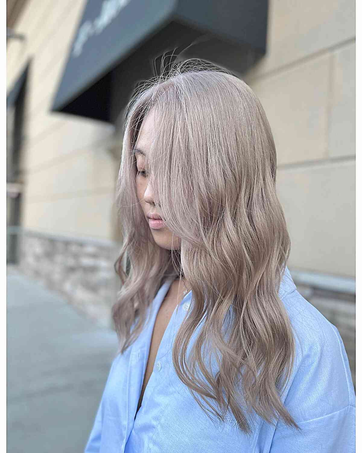 Idées de coloration capillaire au thé au lait :superbes nuances et conseils de coiffure