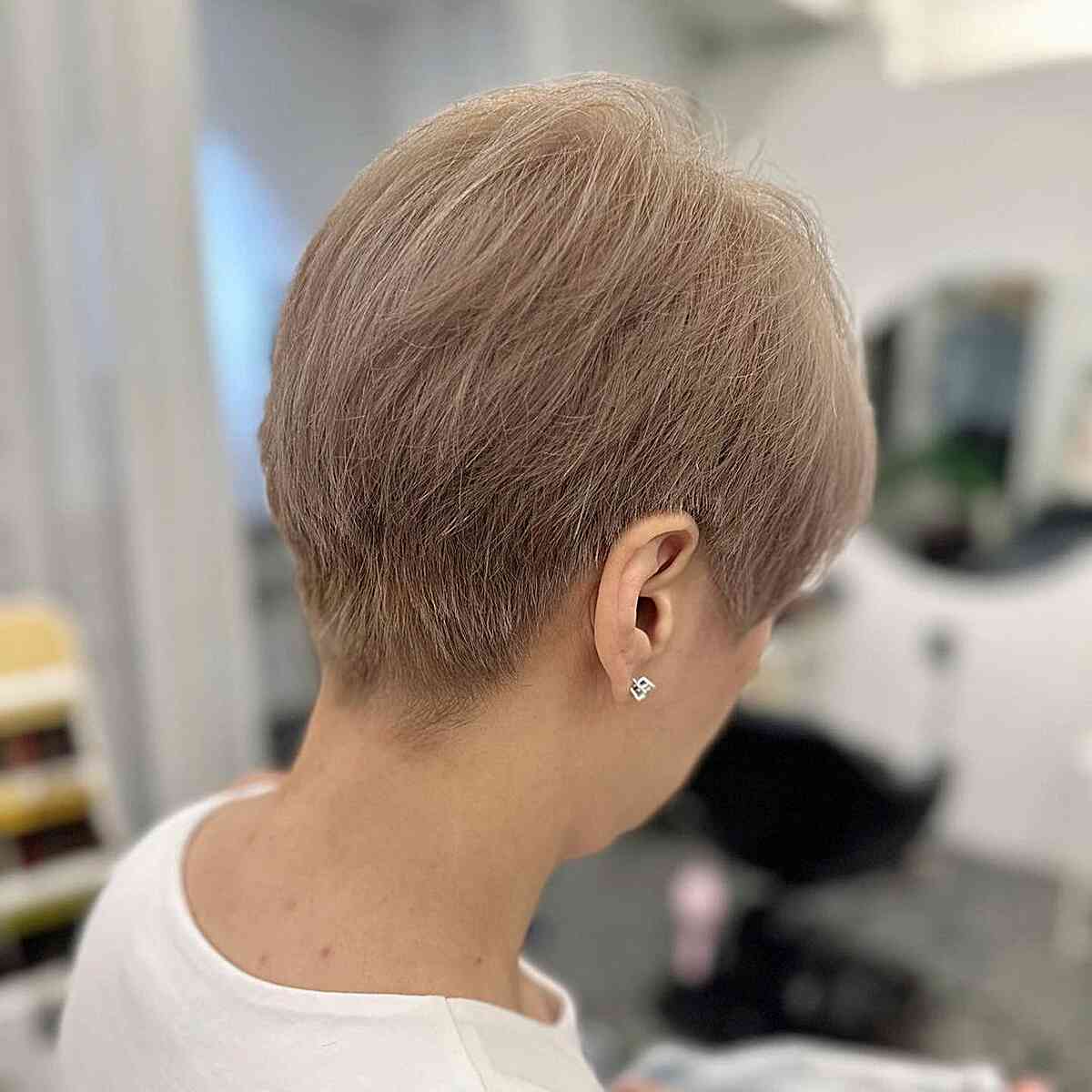 Idées de coloration capillaire au thé au lait :superbes nuances et conseils de coiffure