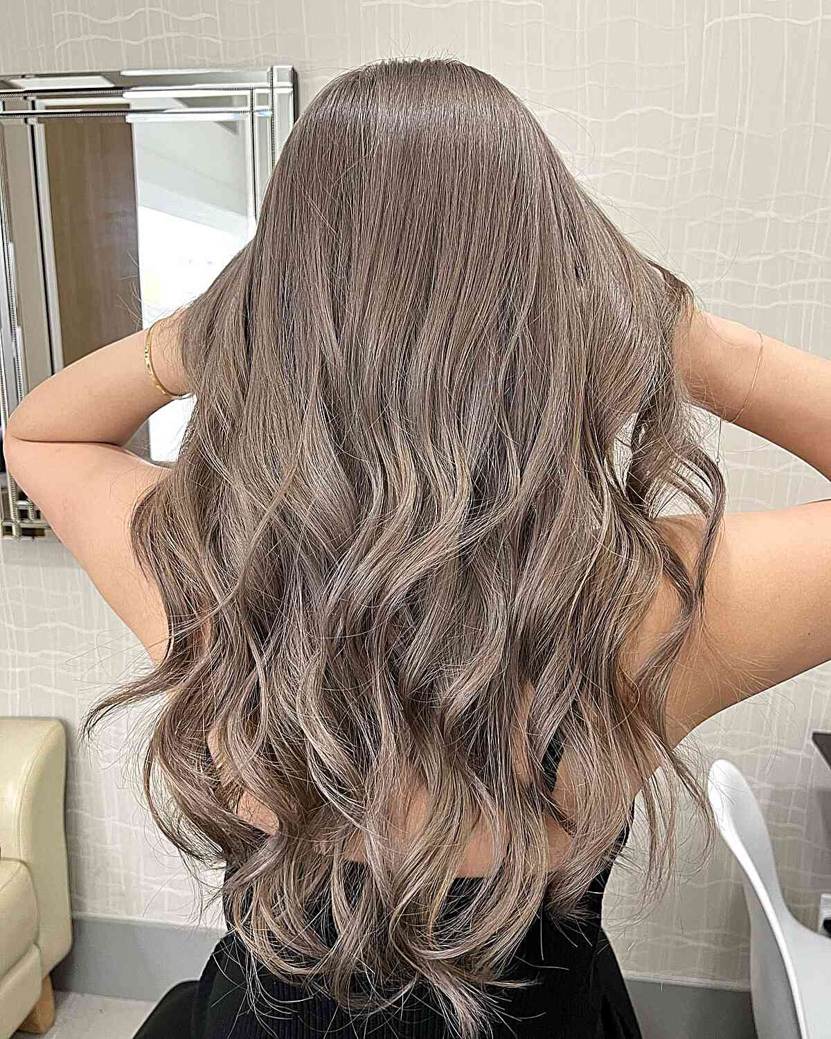Idées de coloration capillaire au thé au lait :superbes nuances et conseils de coiffure